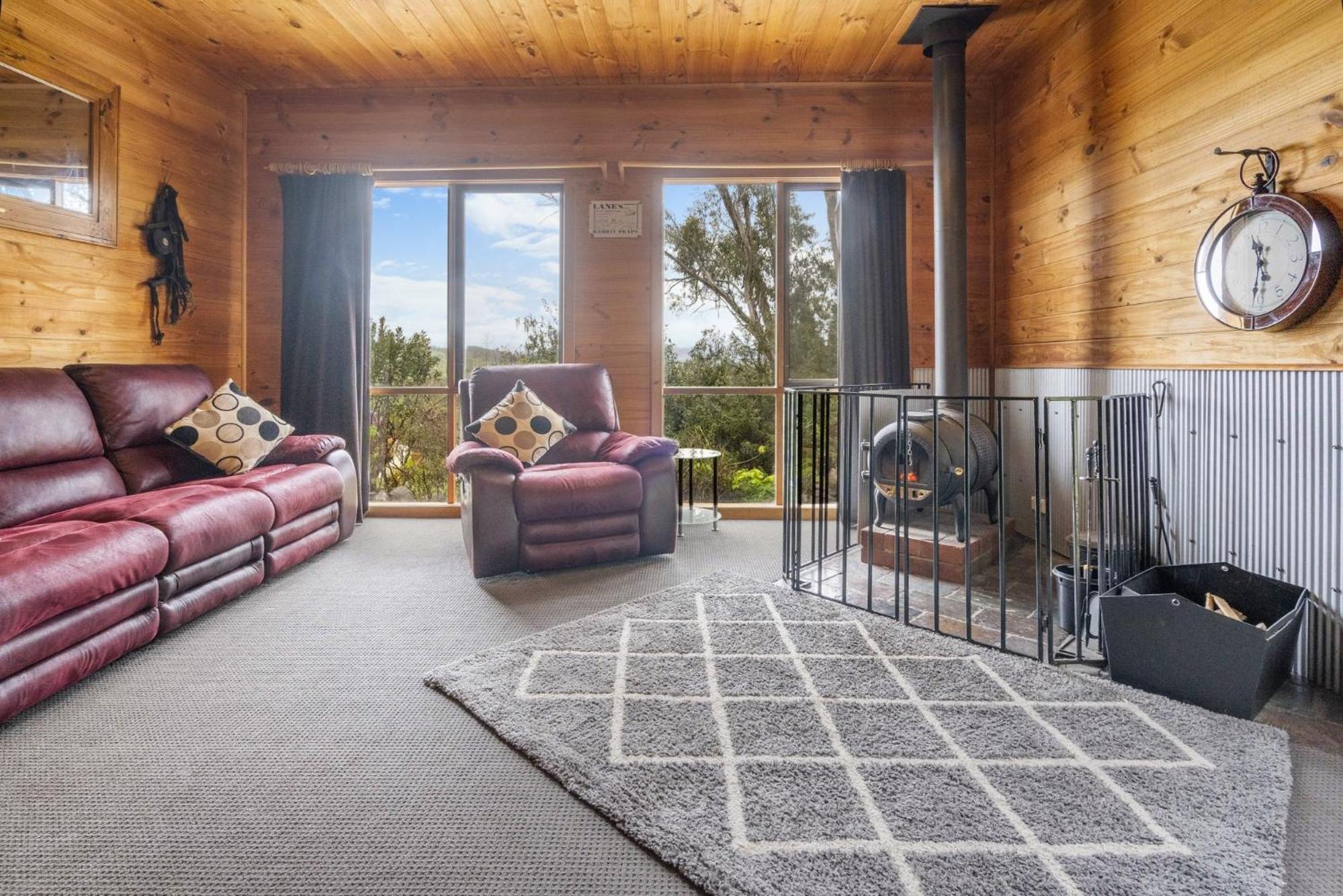 Mole Creek Cabins
