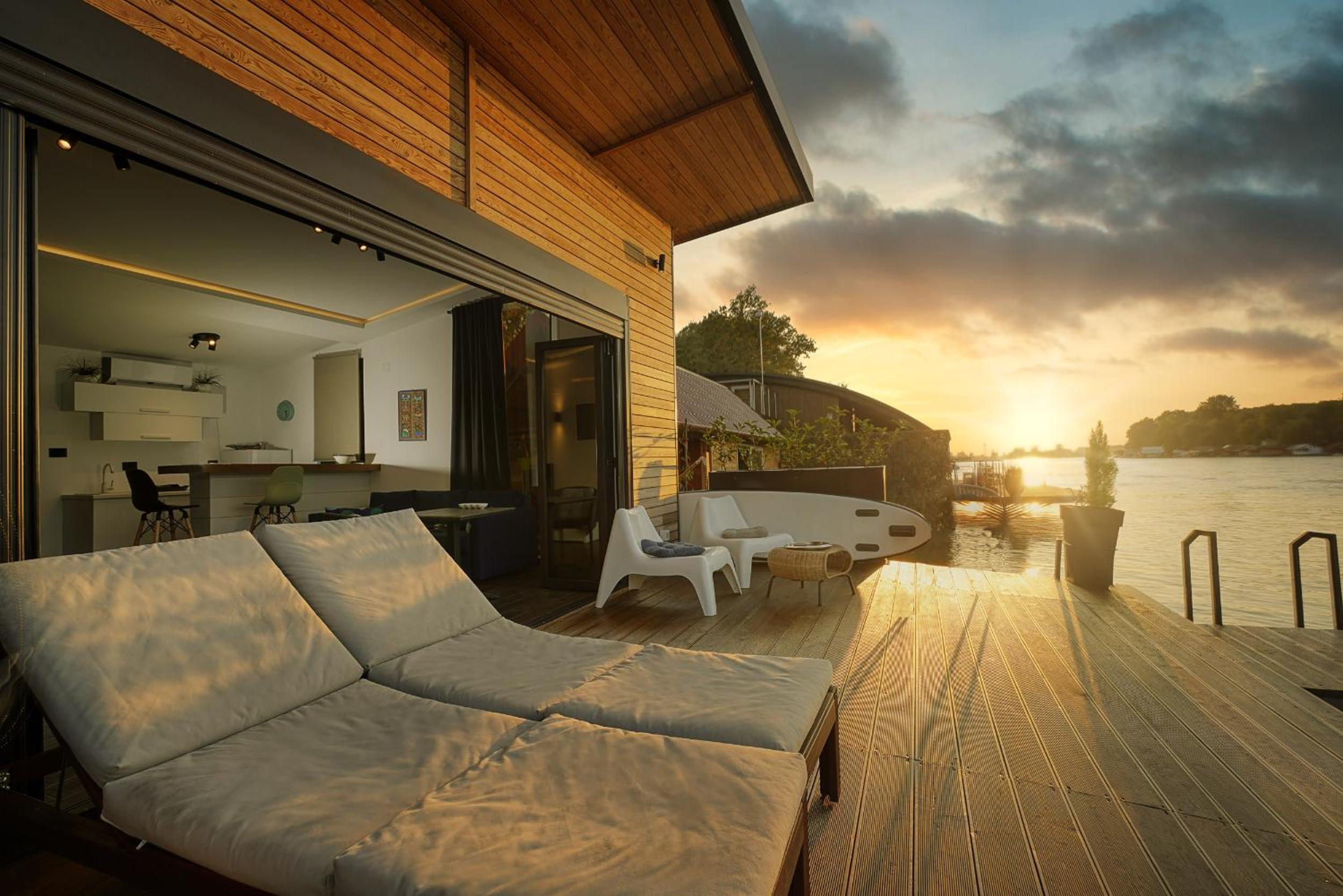 Beach House Belgrade view 2