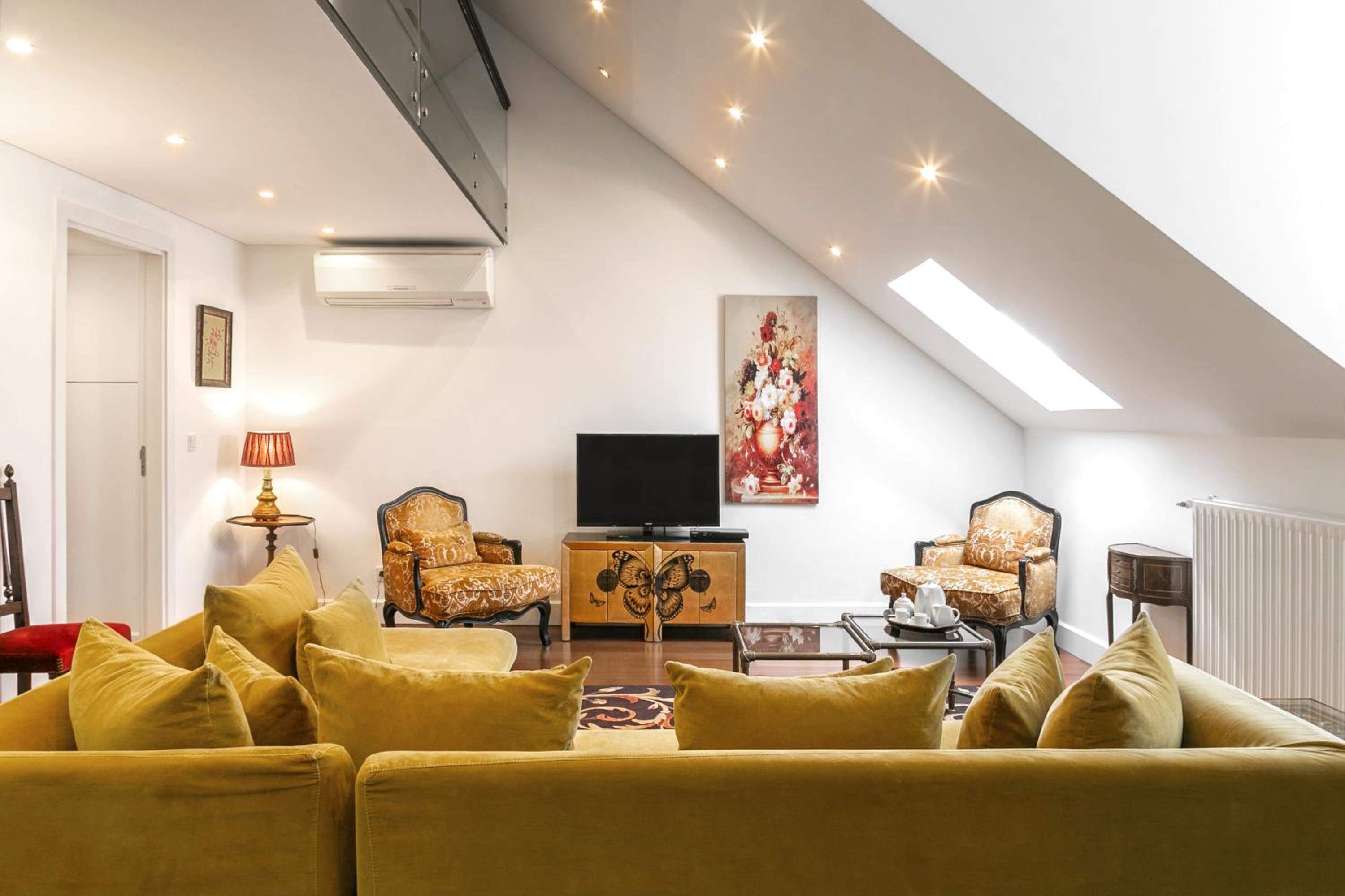 Lisbon Rentals Chiado