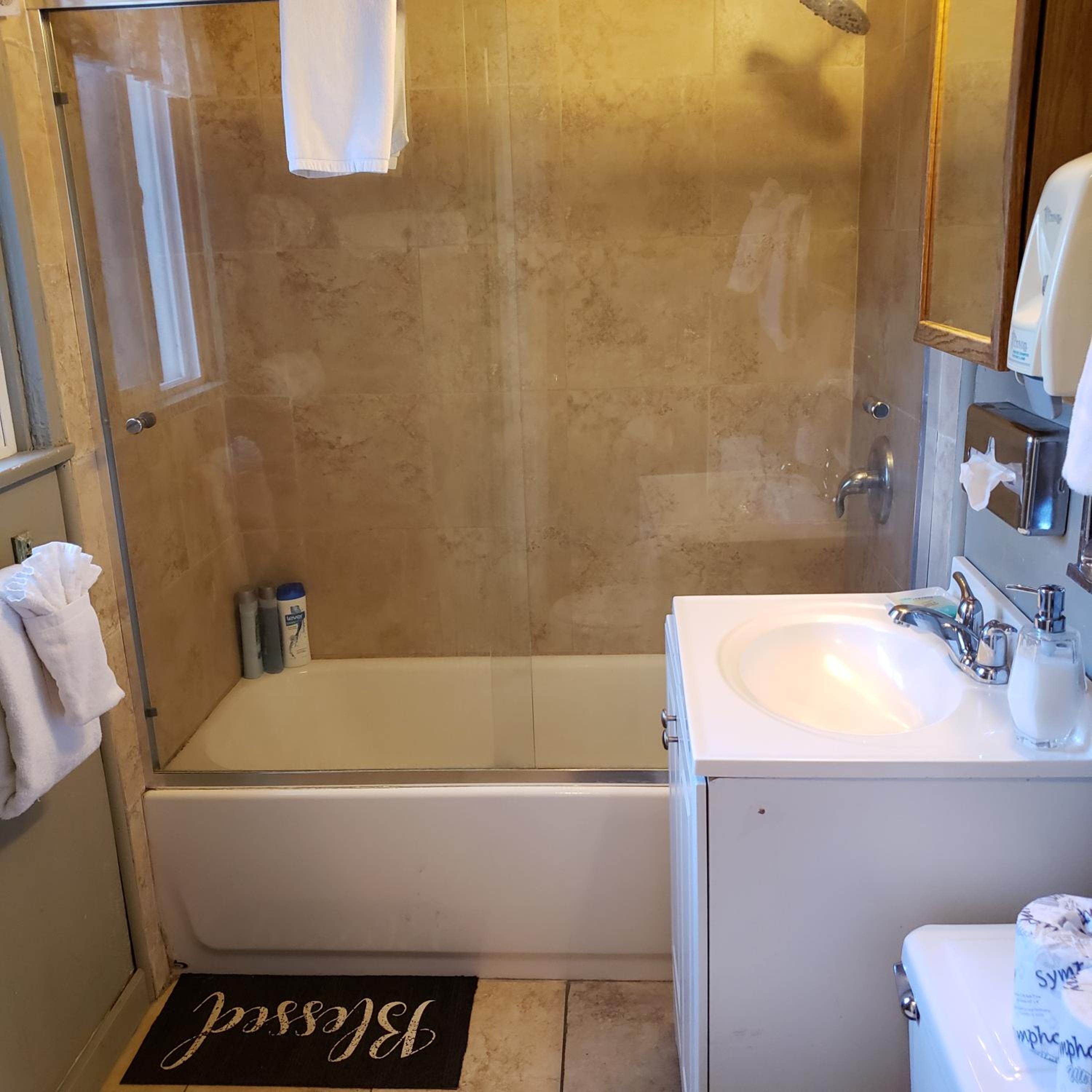 Grey Squirrel Resort
