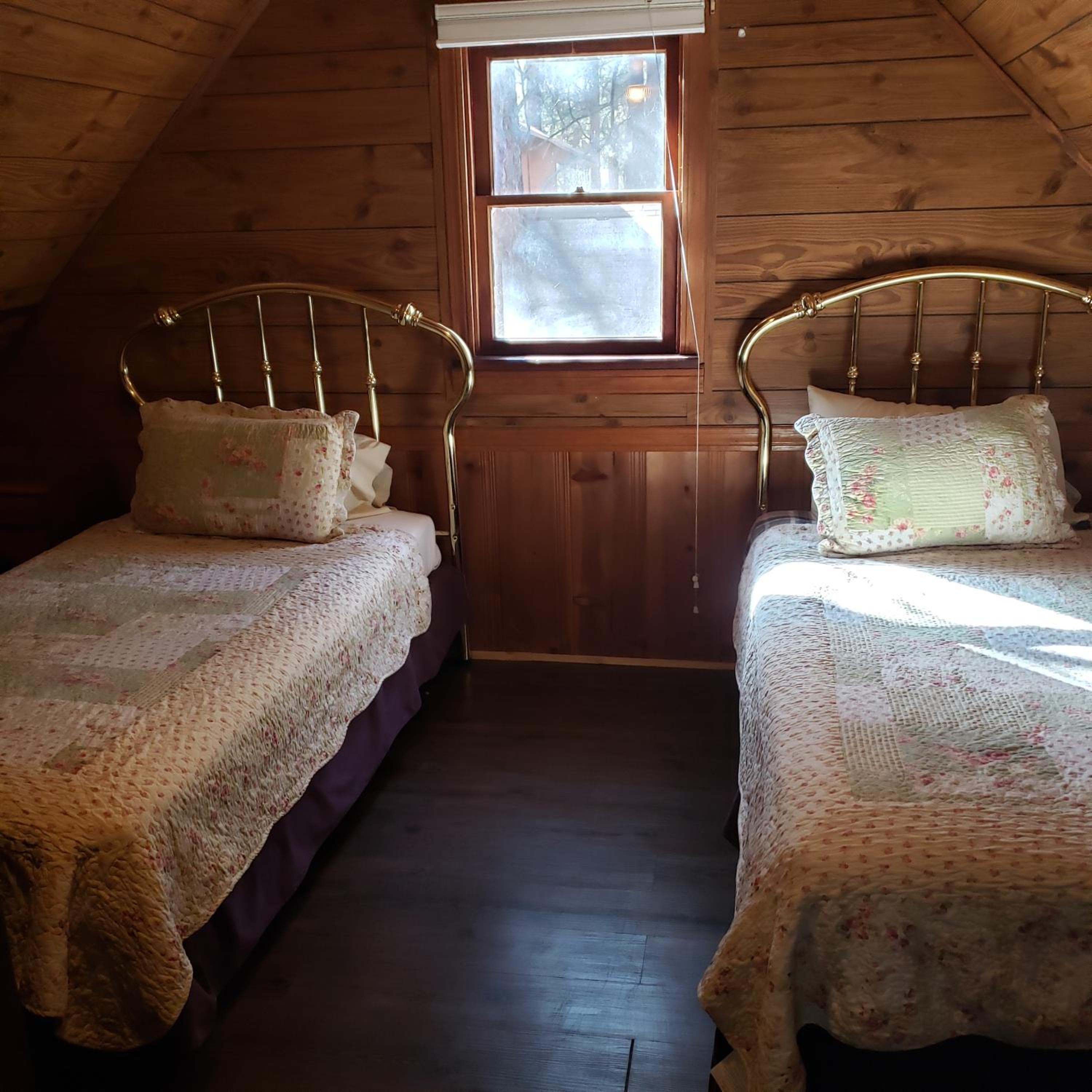 Grey Squirrel Resort