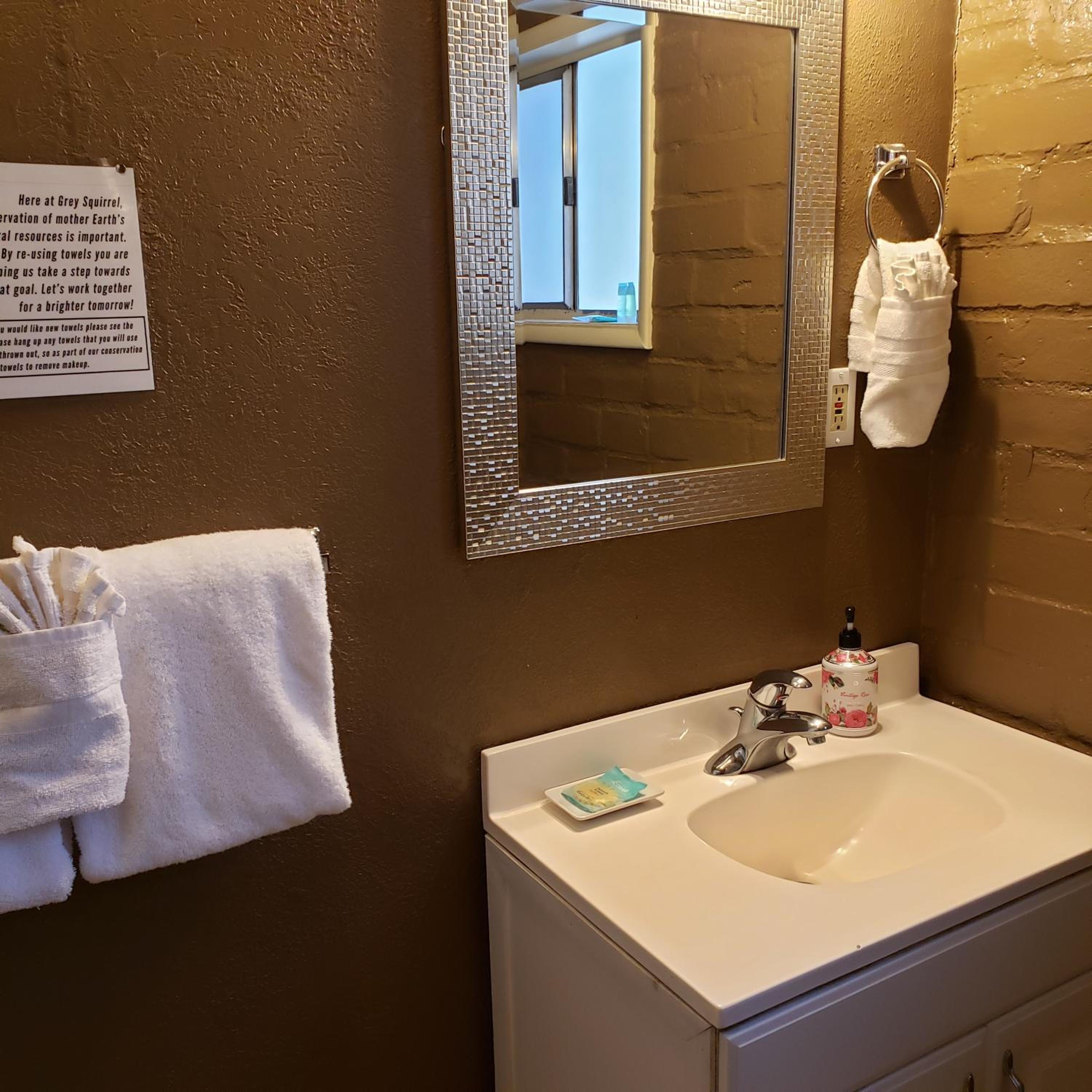 Grey Squirrel Resort