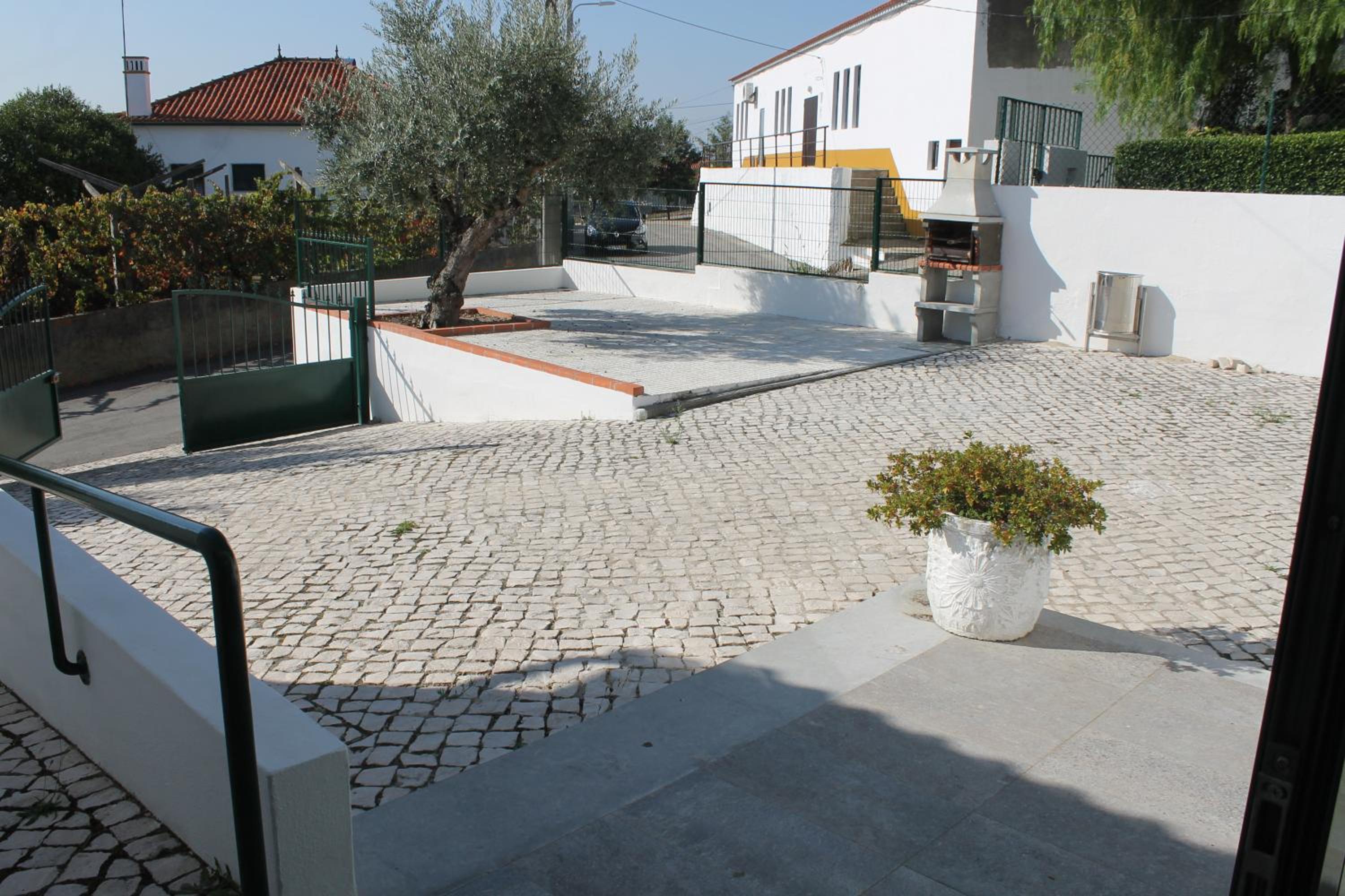 Photo 27