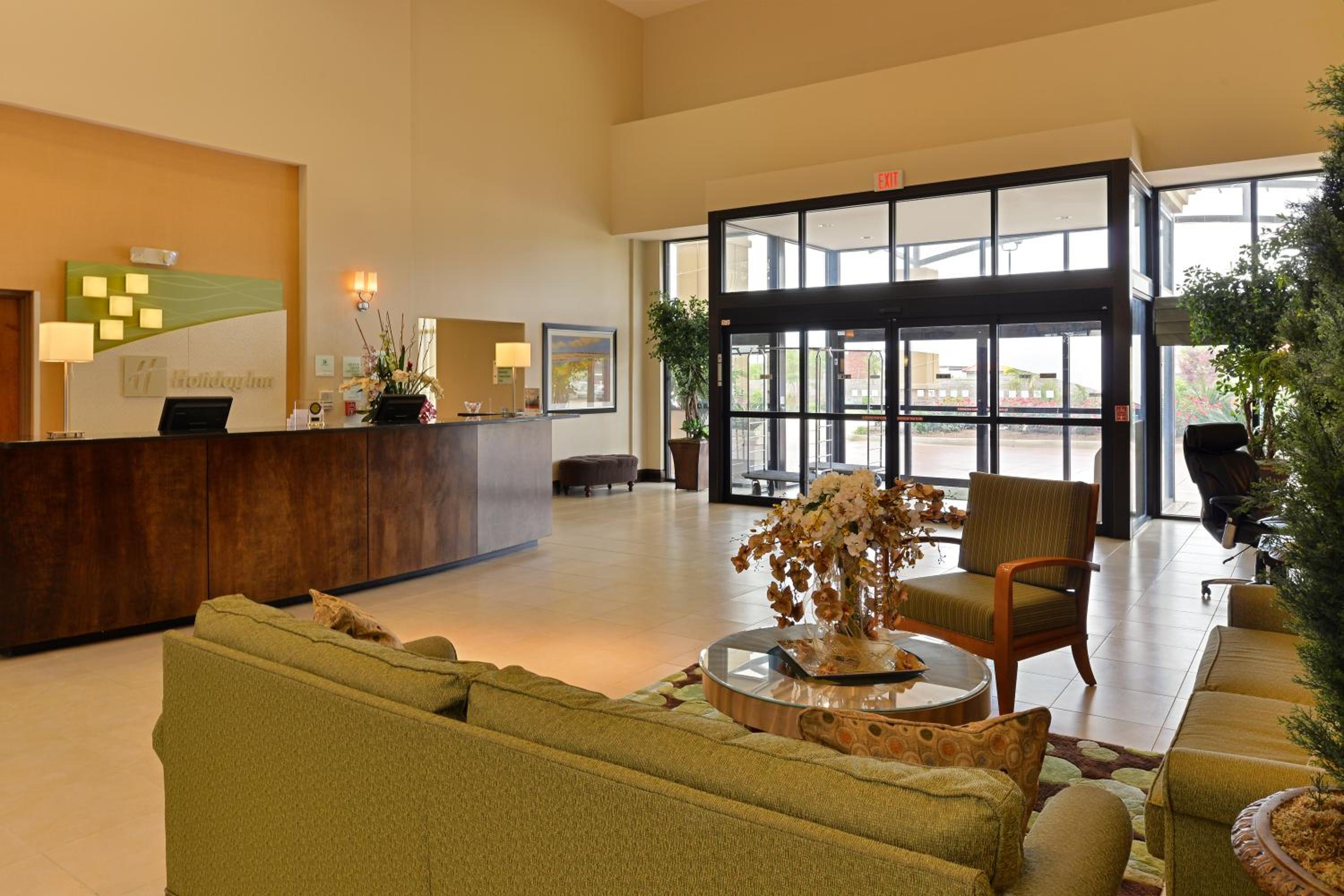 Holiday Inn Montgomery South Airport, an IHG Hotel - Property Image 2