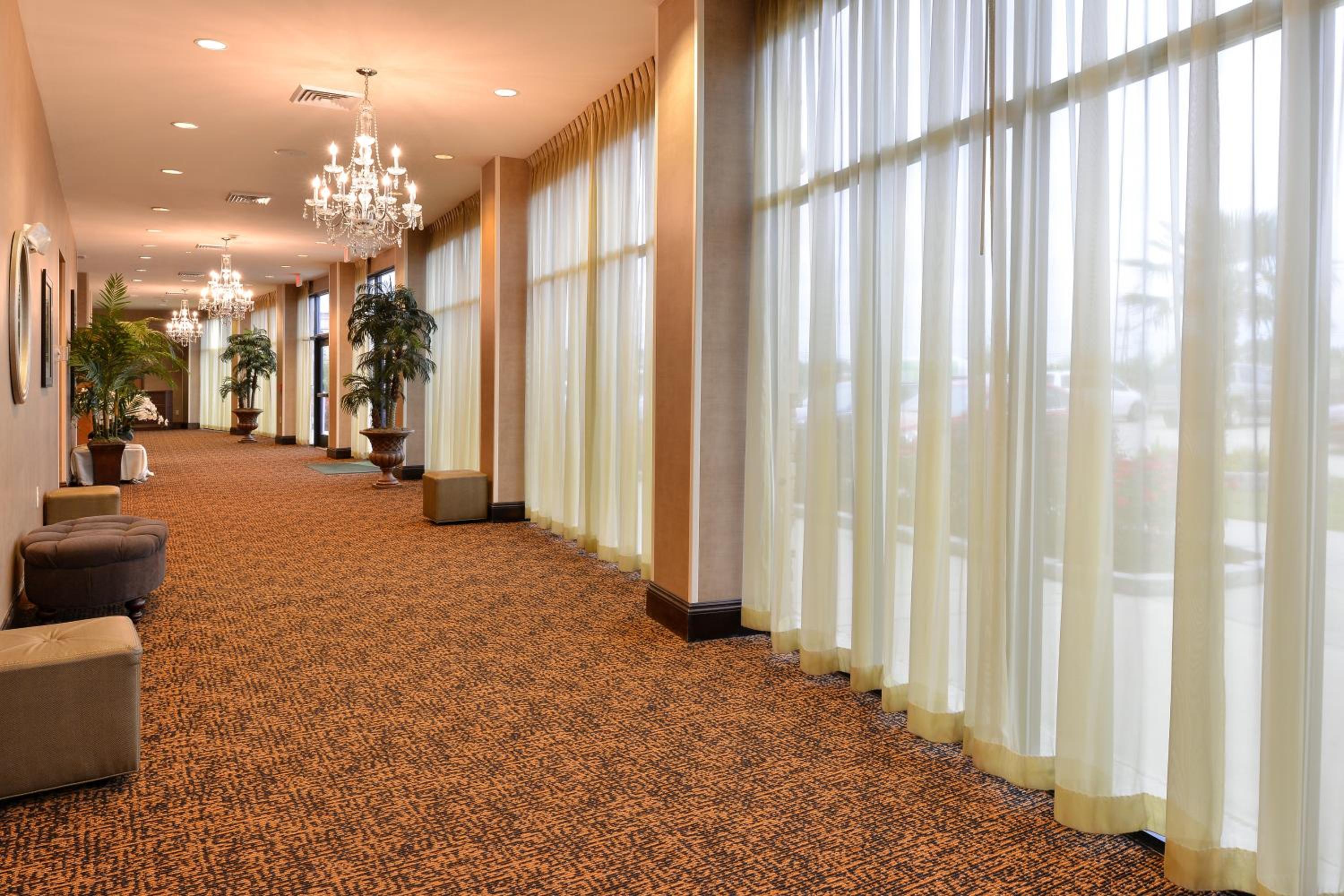 Holiday Inn Montgomery South Airport, an IHG Hotel - Property Image 35