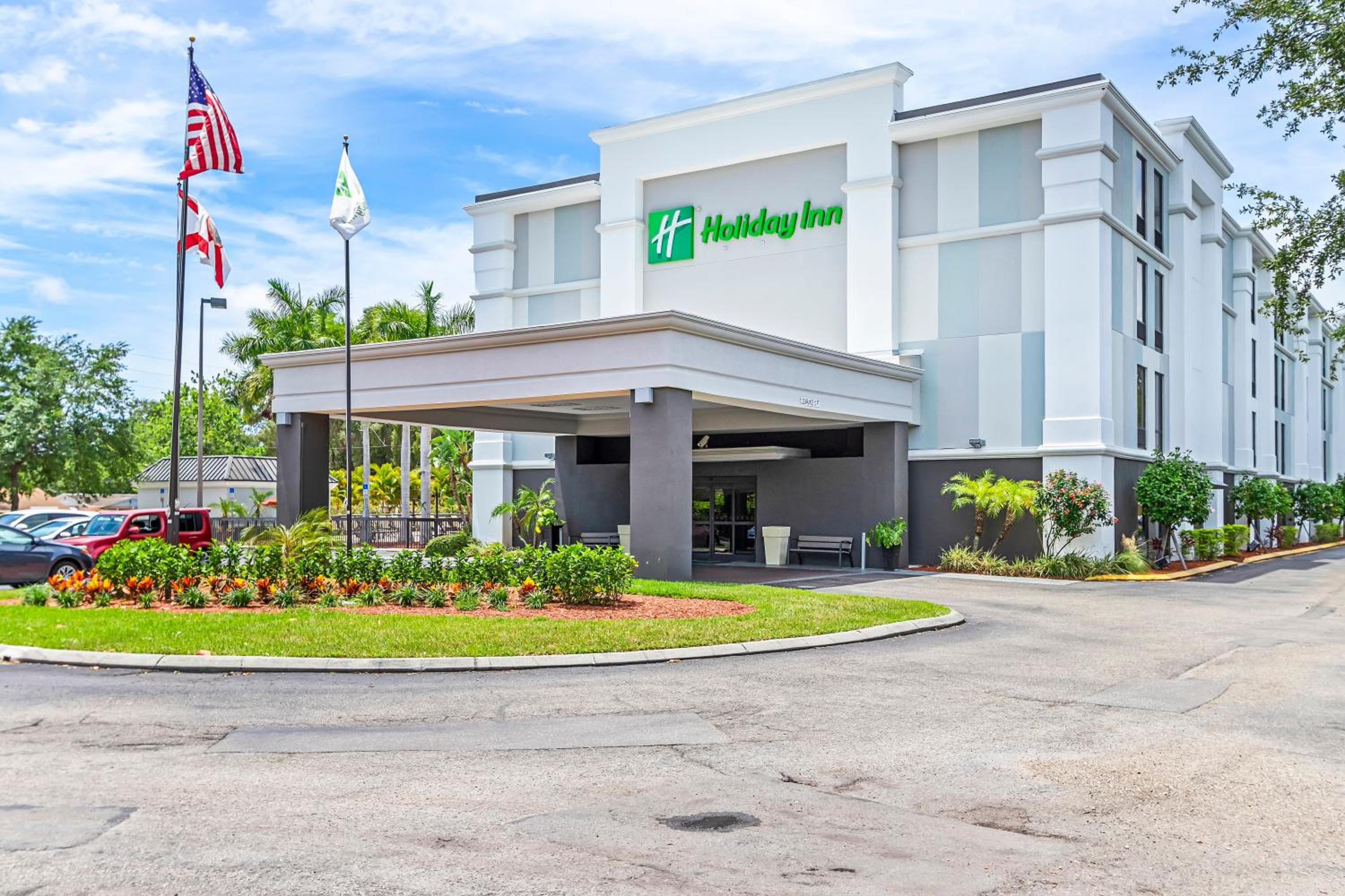 Holiday Inn - St. Petersburg West by IHG