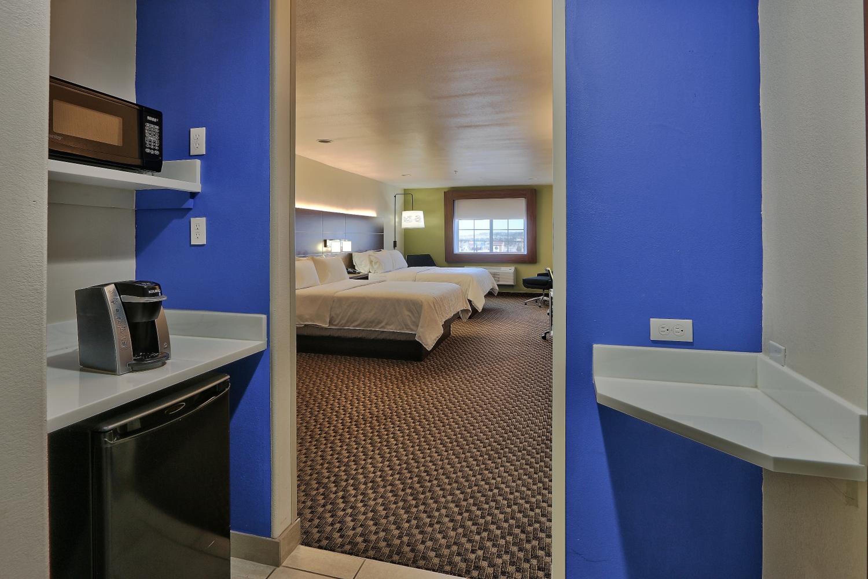 Santa Rosa Vacations - Holiday Inn Express Santa Rosa, an IHG Hotel - Property Image 3
