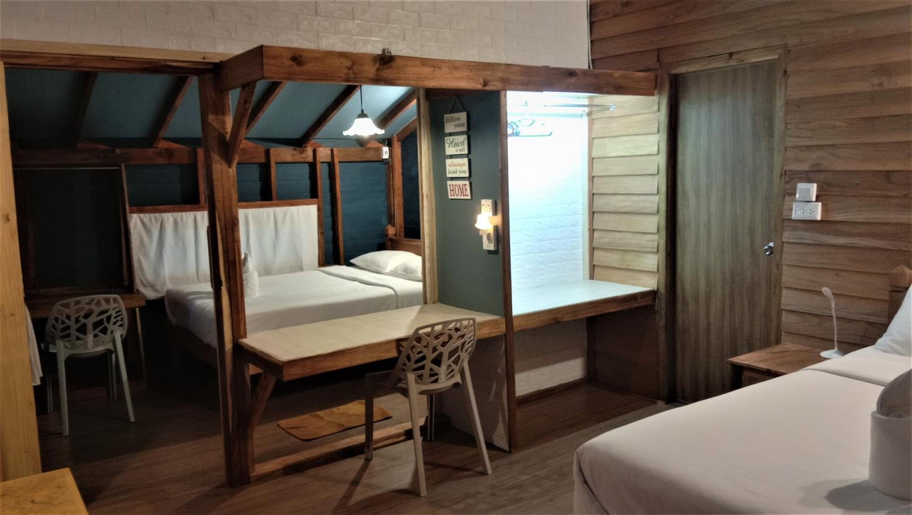 Lazy Hut