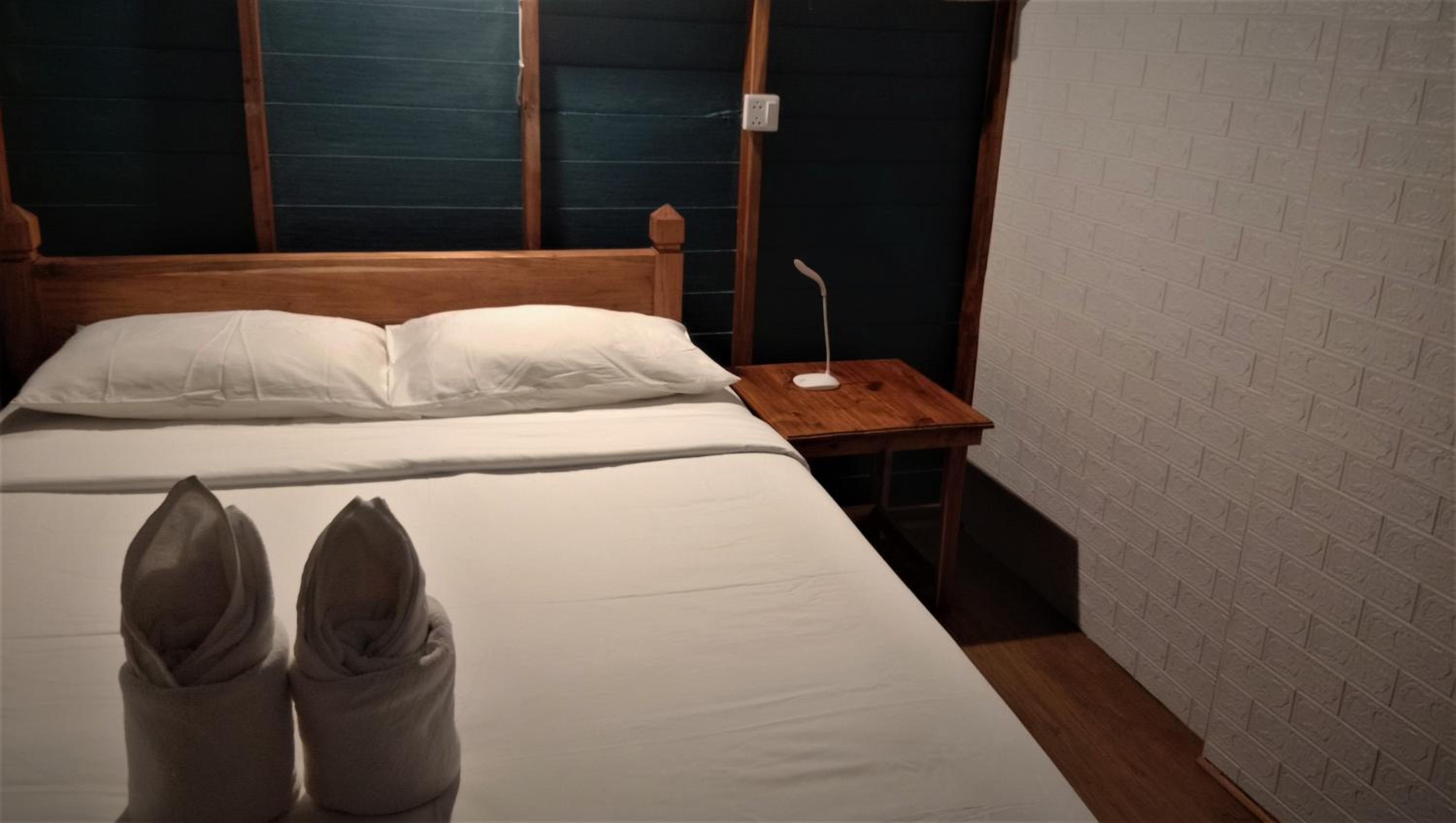 Lazy Hut