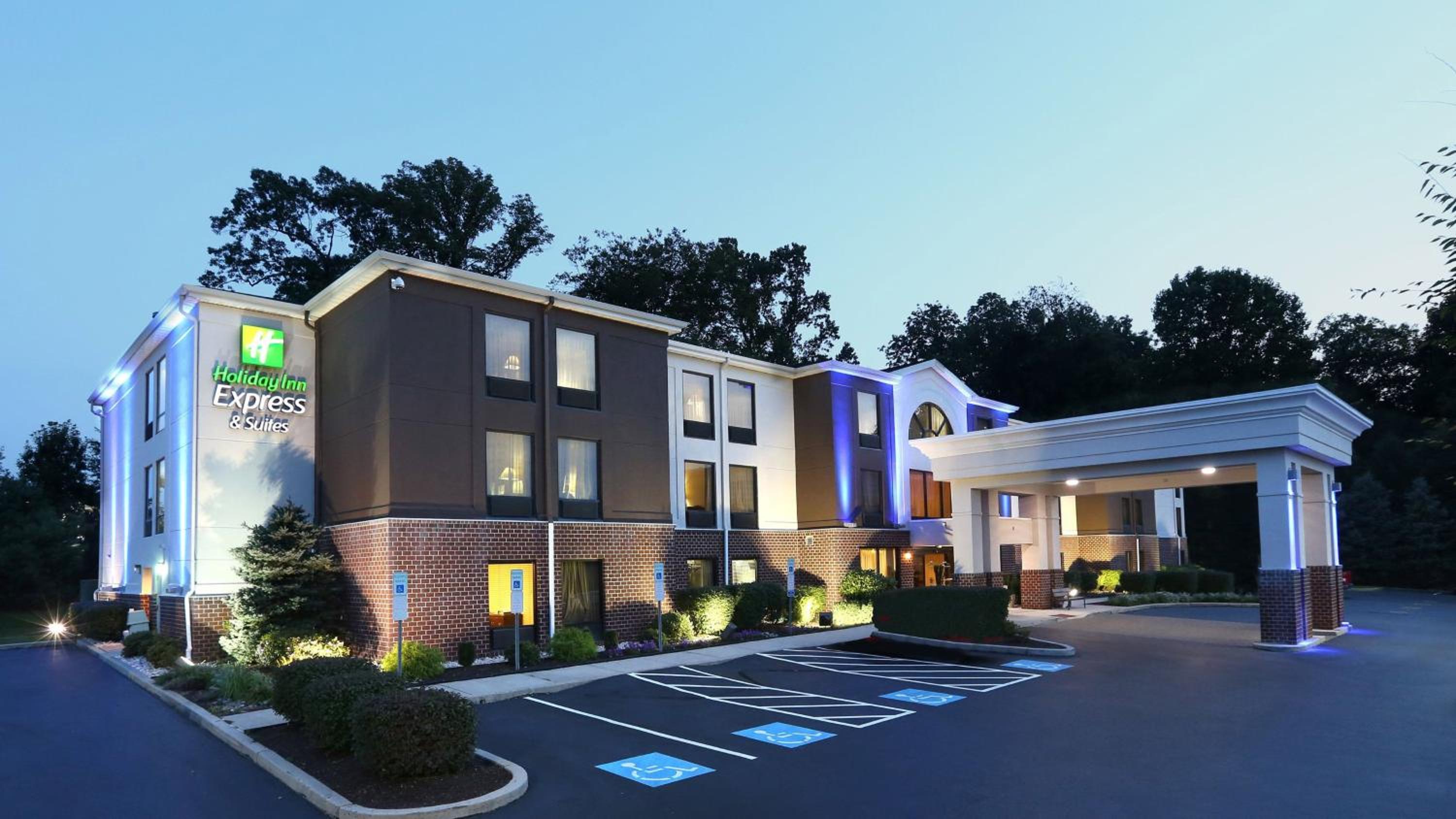 Hotel Holiday Inn Express & Suites West Chester By Ihg