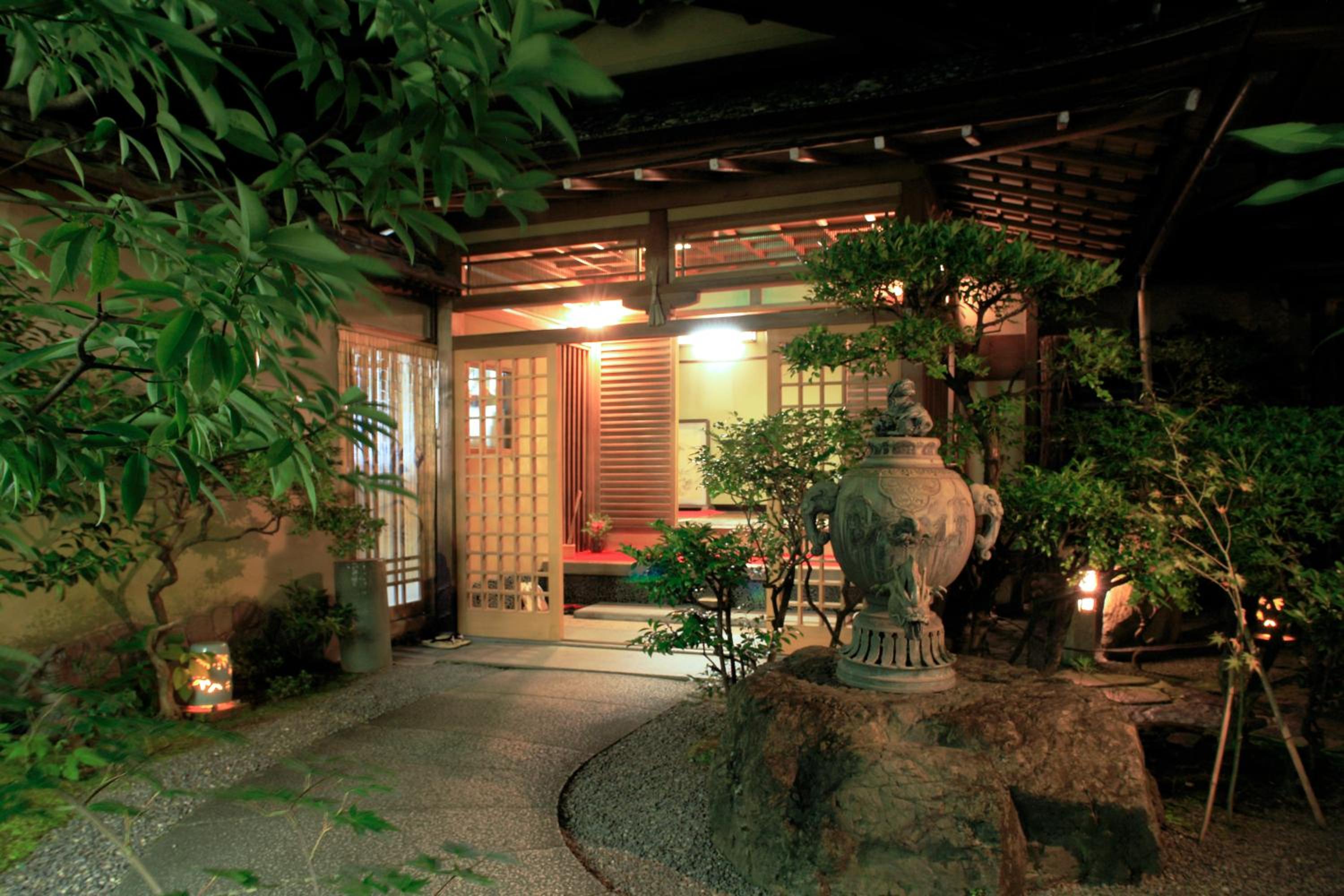 Kyoto Nanzenji Ryokan Yachiyo Established in 1915