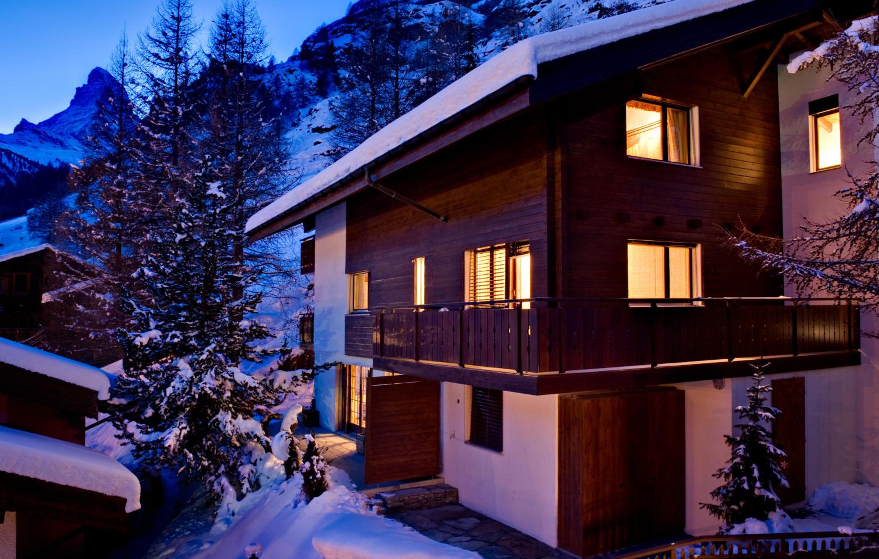 Chalet Zen Zermatt, 100m from Ski Lift and Piste