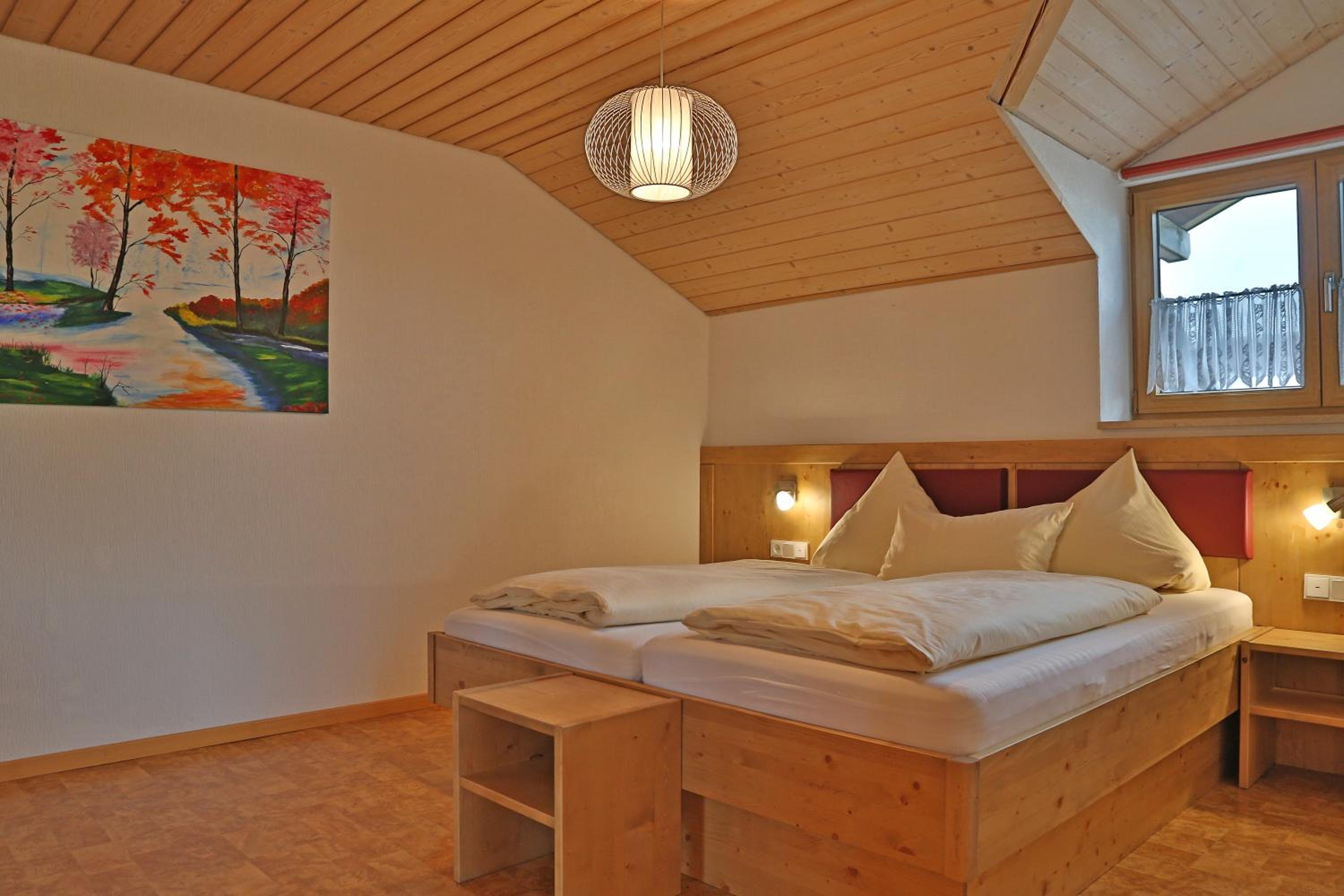 Alpenstern Finy, Bio-Gästehaus