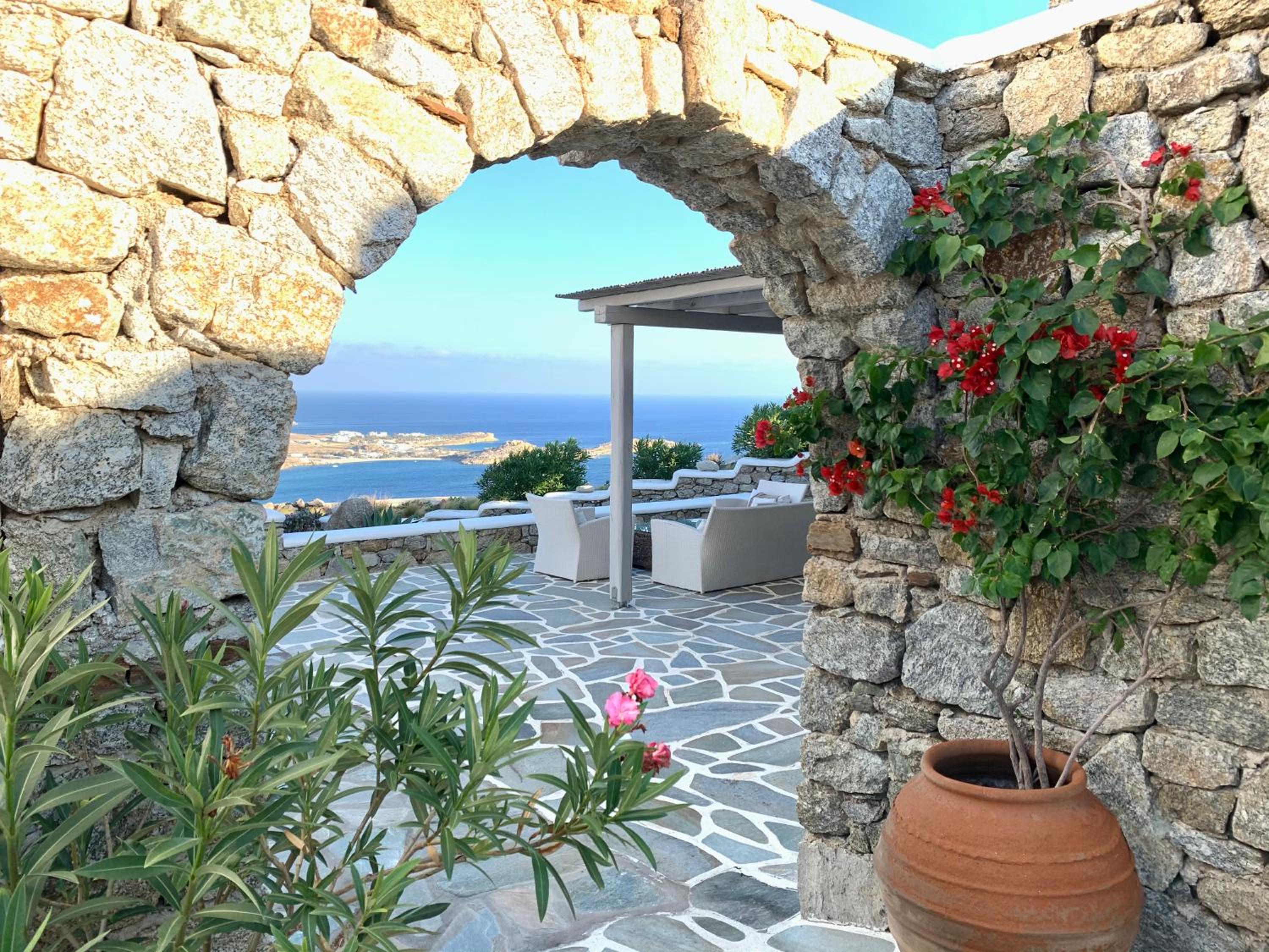 Psarou Summer Villas photo 4