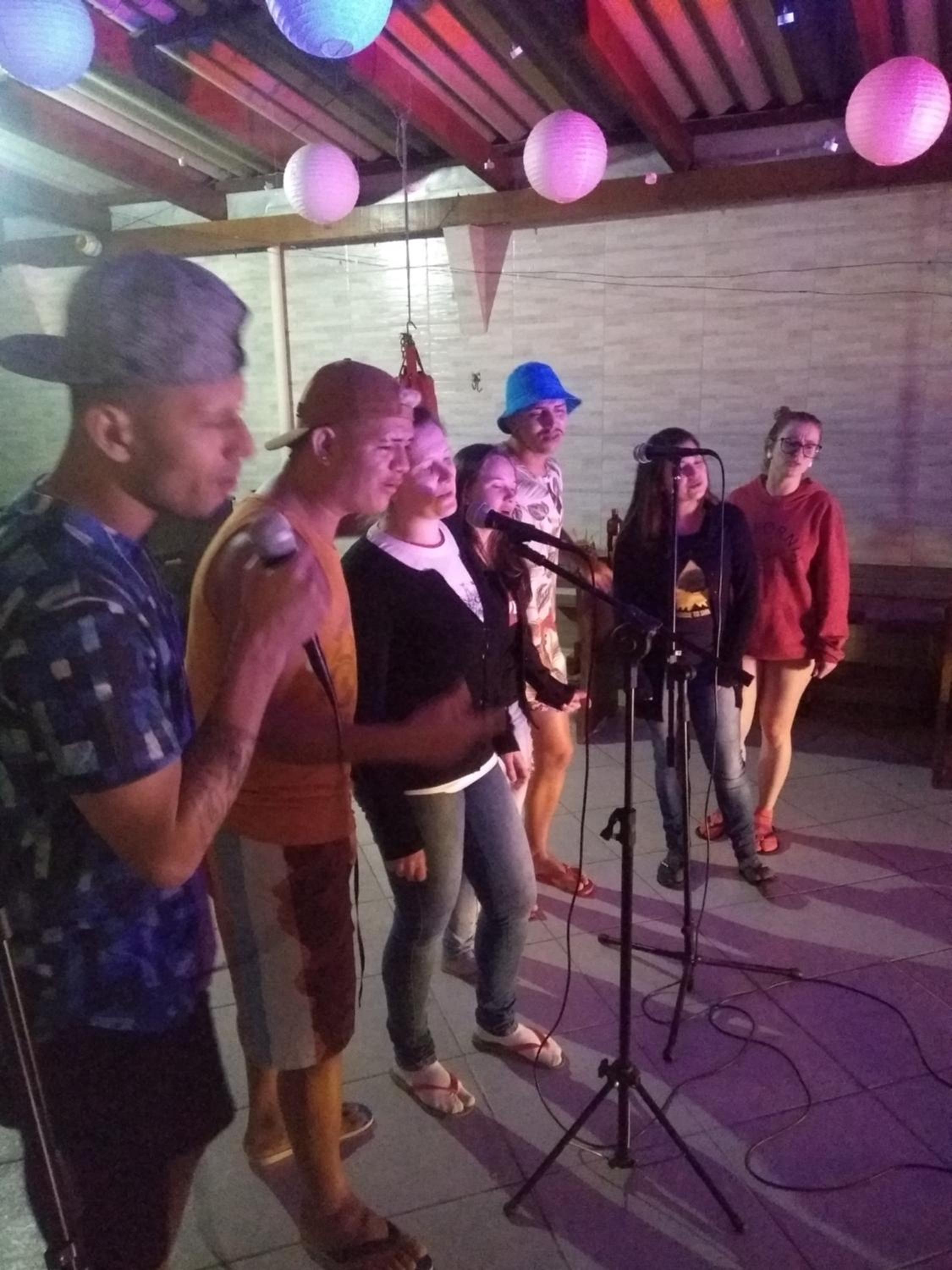 Amplo Apartamento na Pinheira