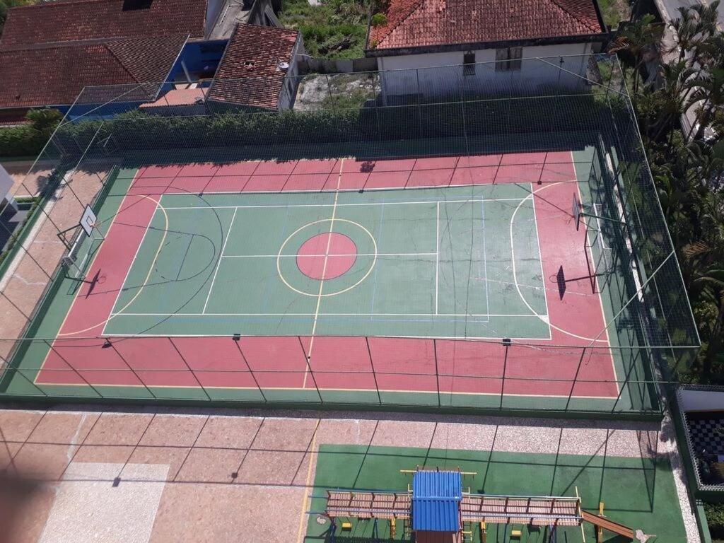 Apartamento com piscina 1 quarto de até 6 pessoas - Guarujá com Maquina Lavar Roupa