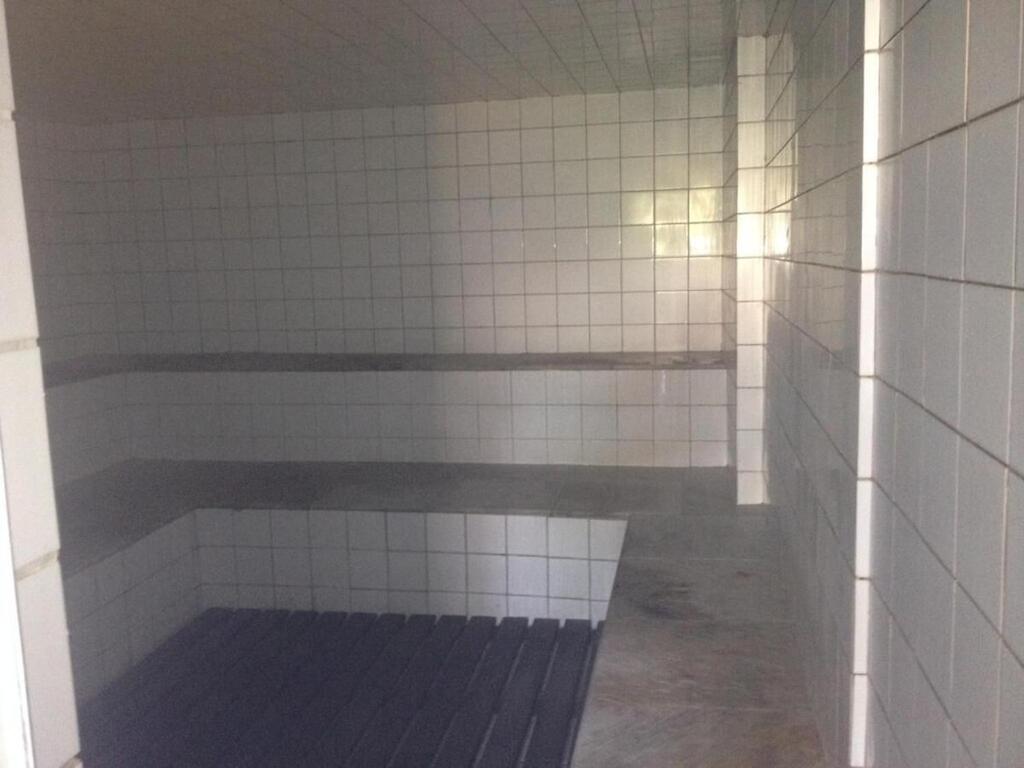 Apartamento com piscina 1 quarto de até 6 pessoas - Guarujá com Maquina Lavar Roupa