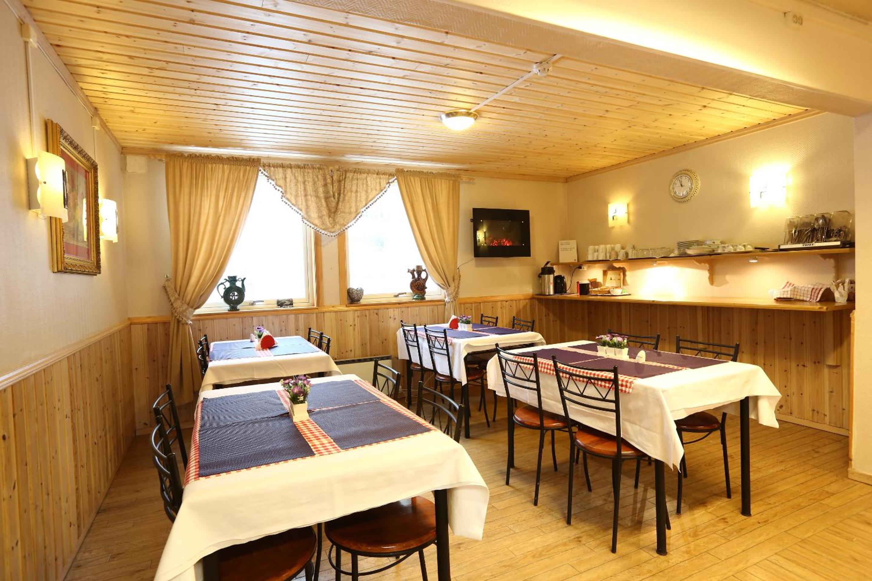 Barents Hotell en Kirkenes — dining
