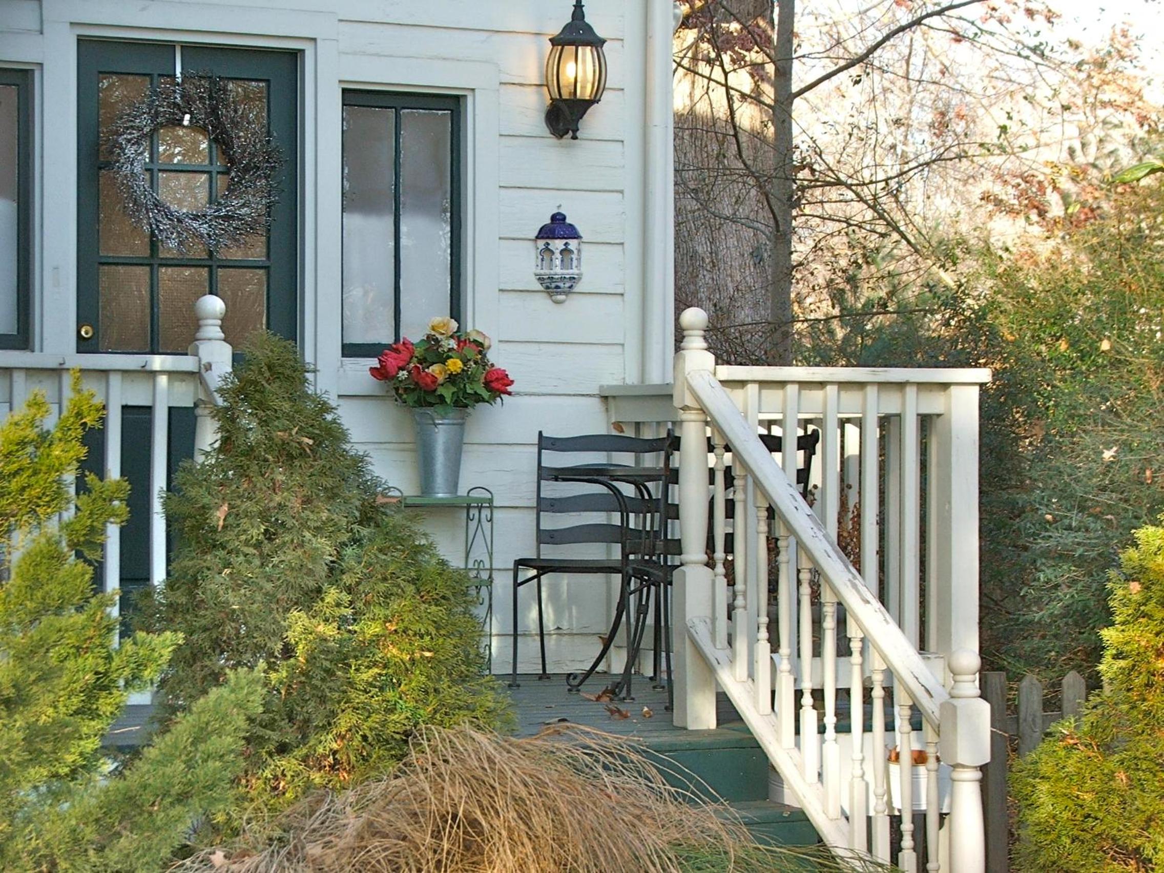 Oakland Cottage Bed and Breakfast