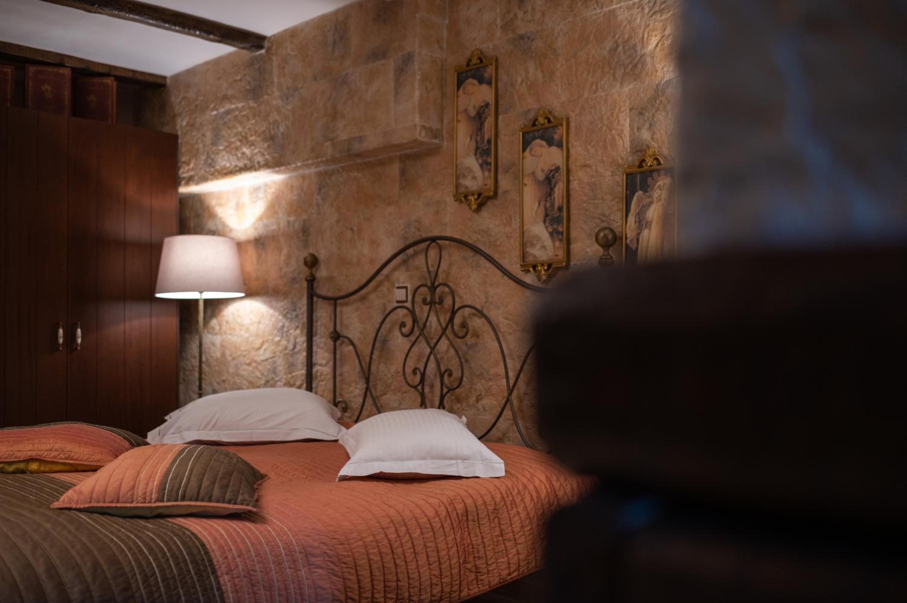 Vathyskia Guesthouse
