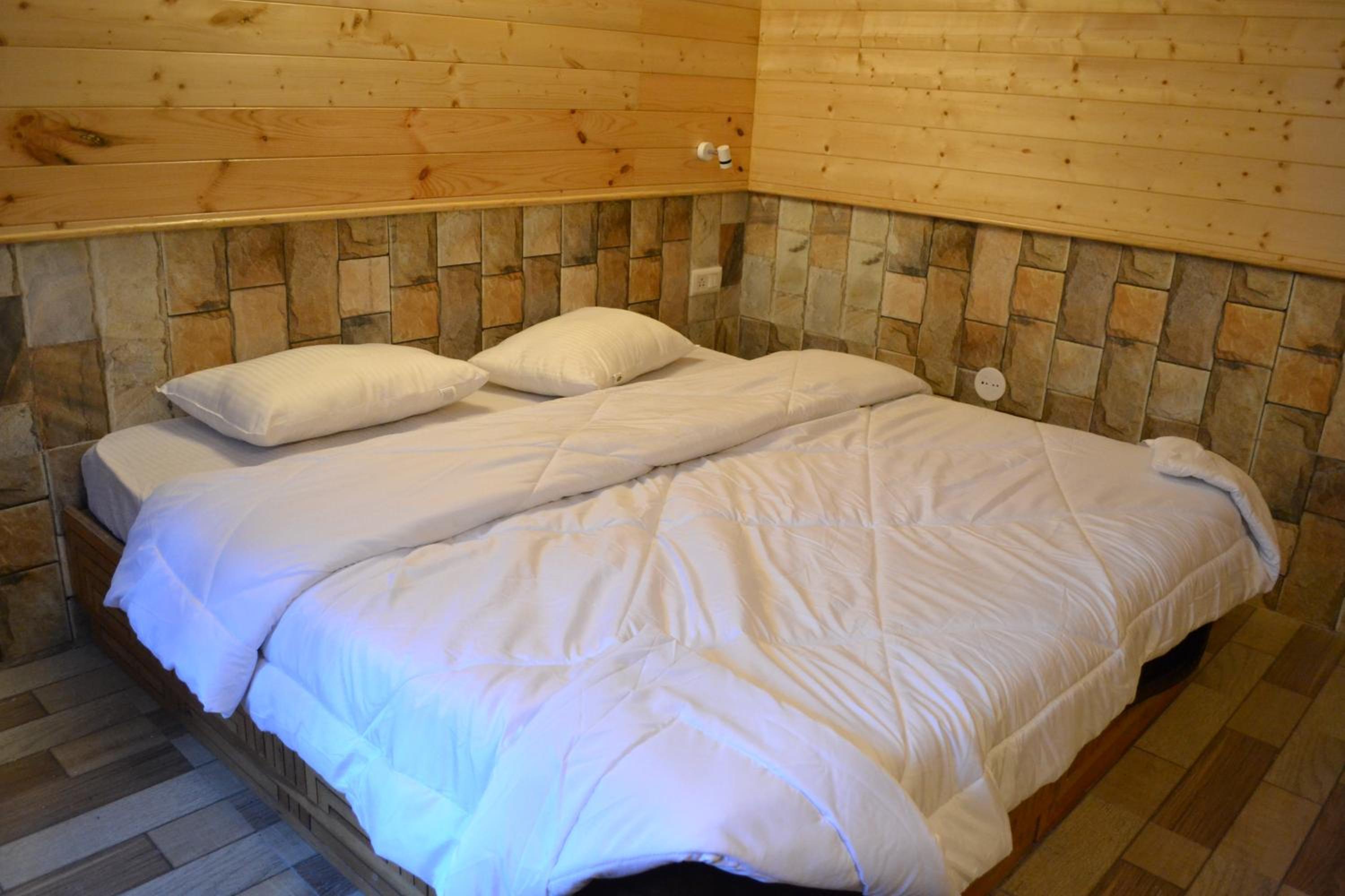 Forest Wood Cottage view 5