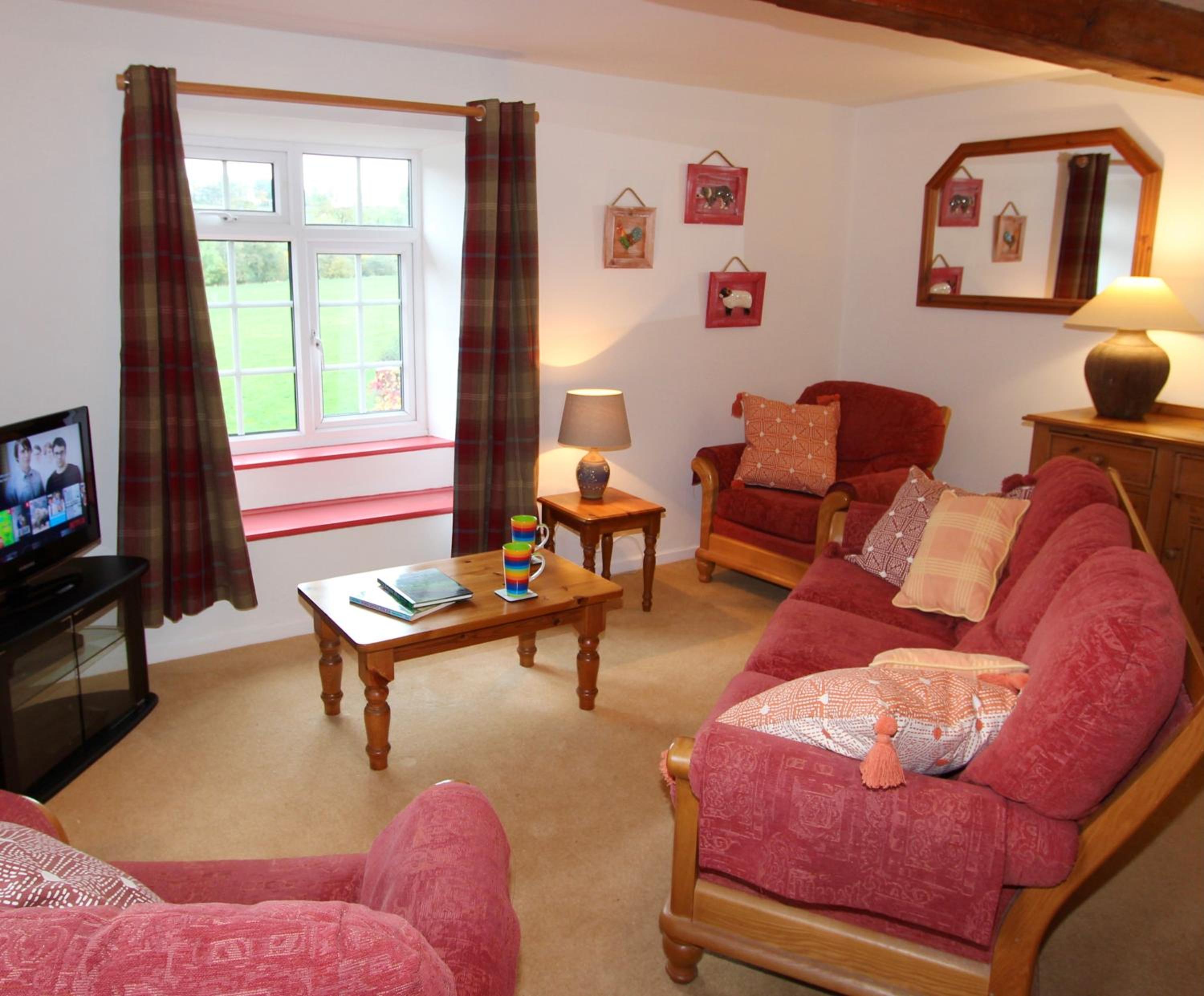 Wonderfully Scenic and Comfortable Dales Mill Property view 5