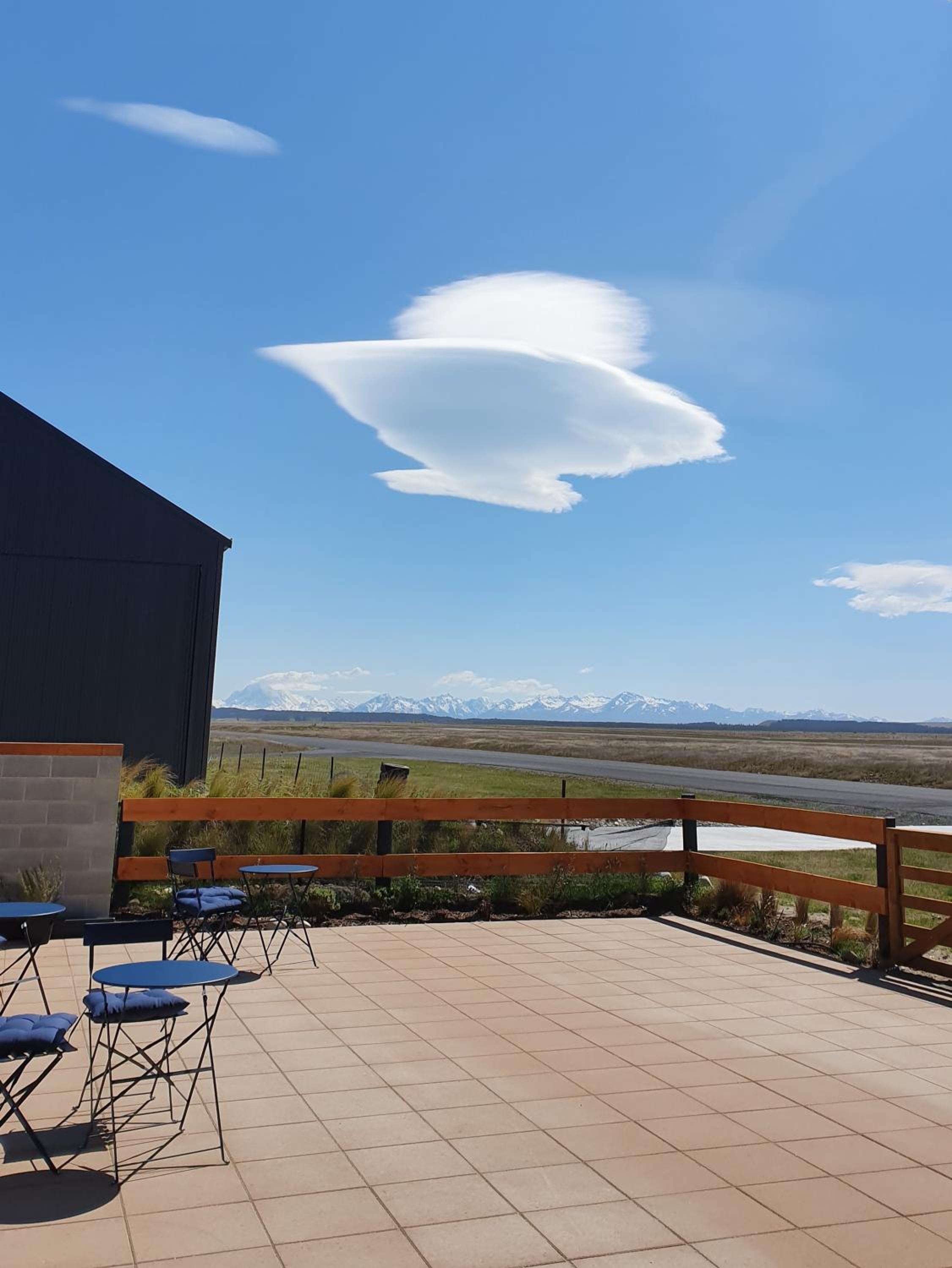 Pukaki Air Lodge view 3