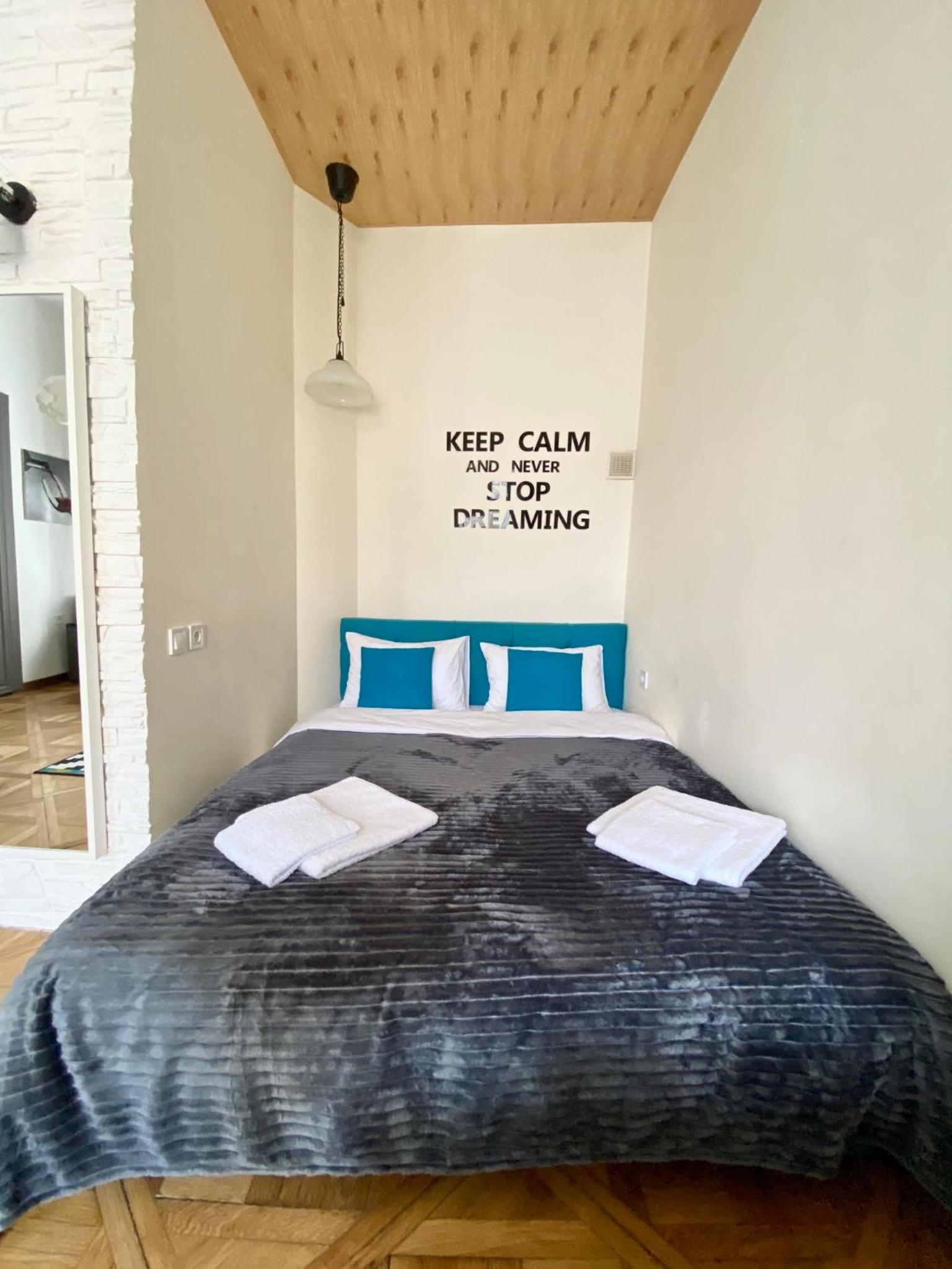 Dreaming Apartments view 5