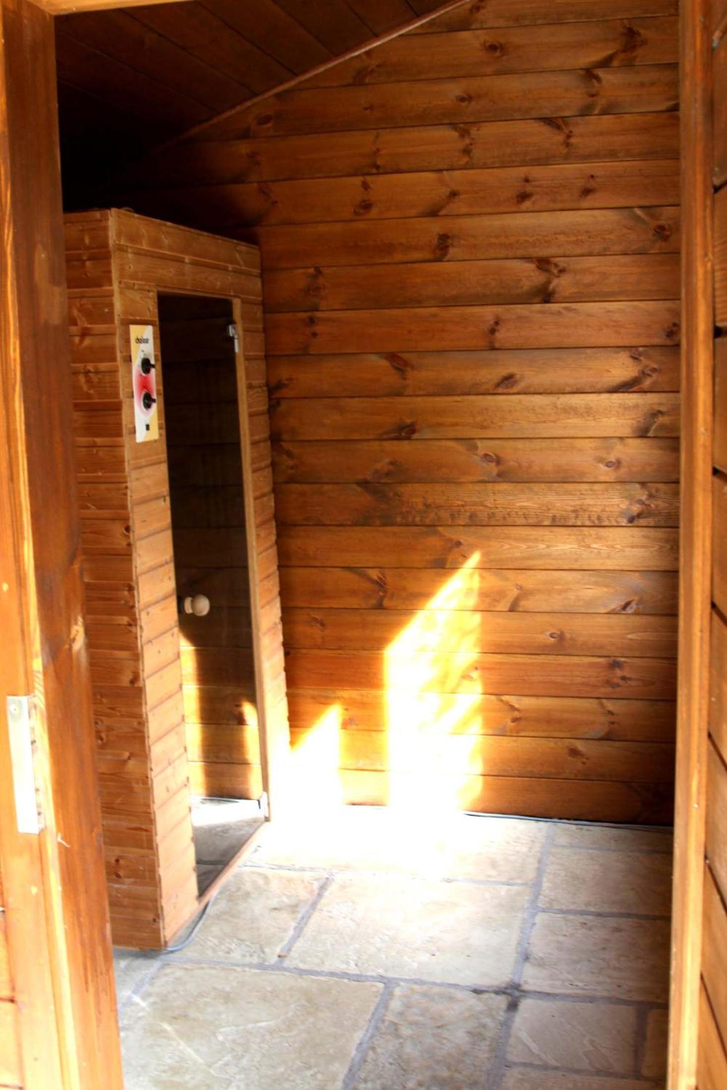 Photo 27