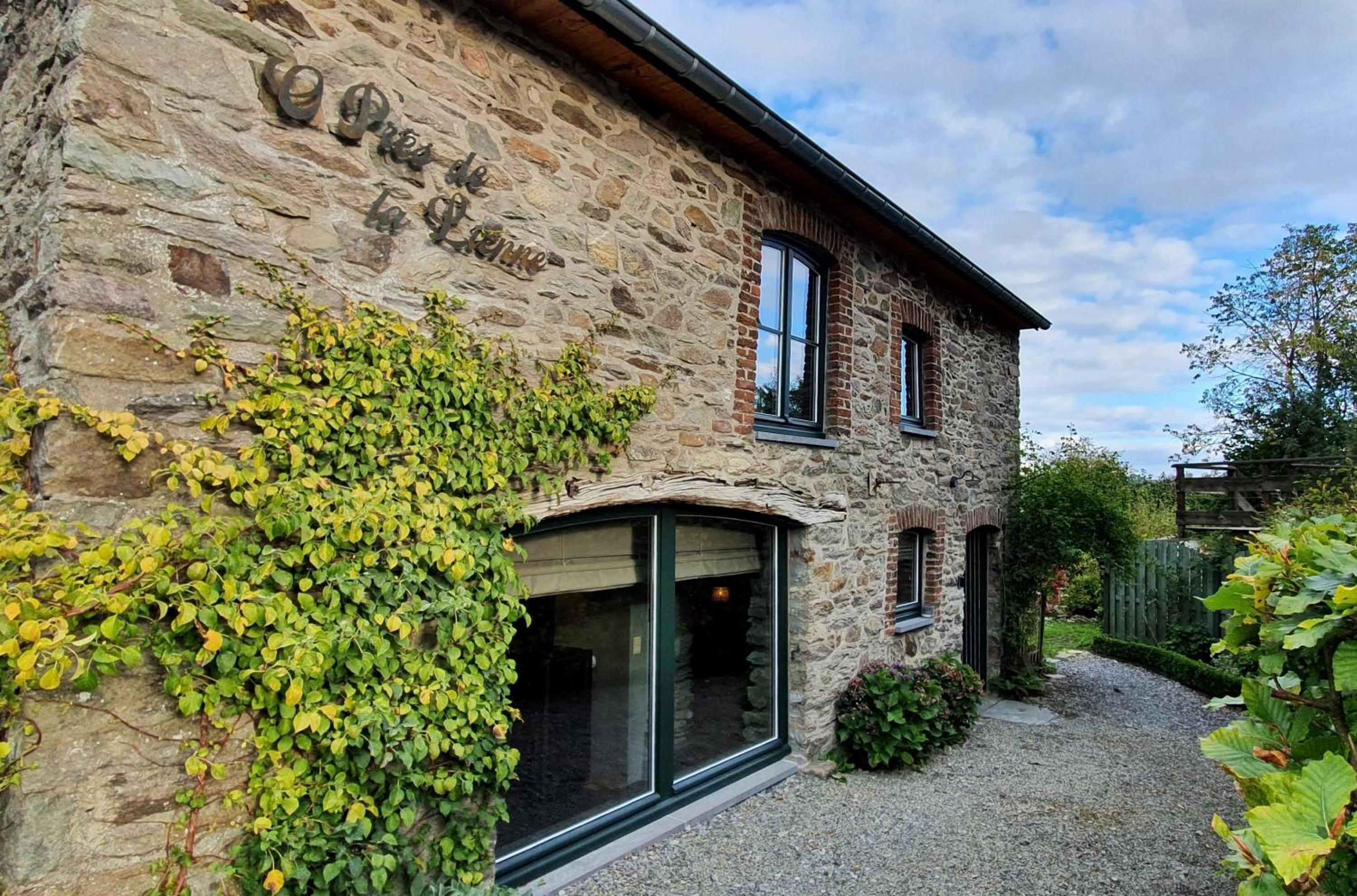 O Près de la Lienne, maison de campagne de charme, accord parfait entre confort et authenticité