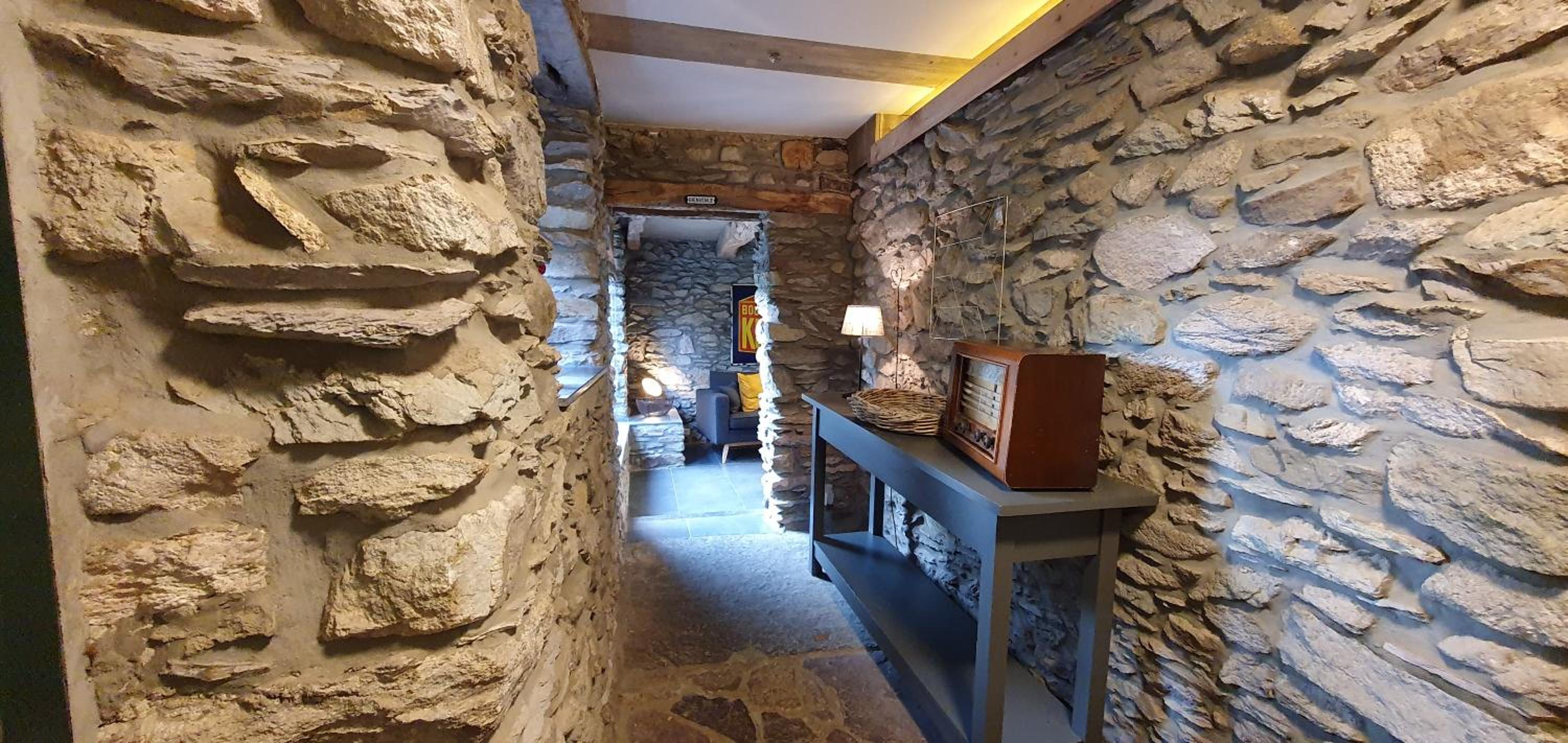 O Près de la Lienne, maison de campagne de charme, accord parfait entre confort et authenticité