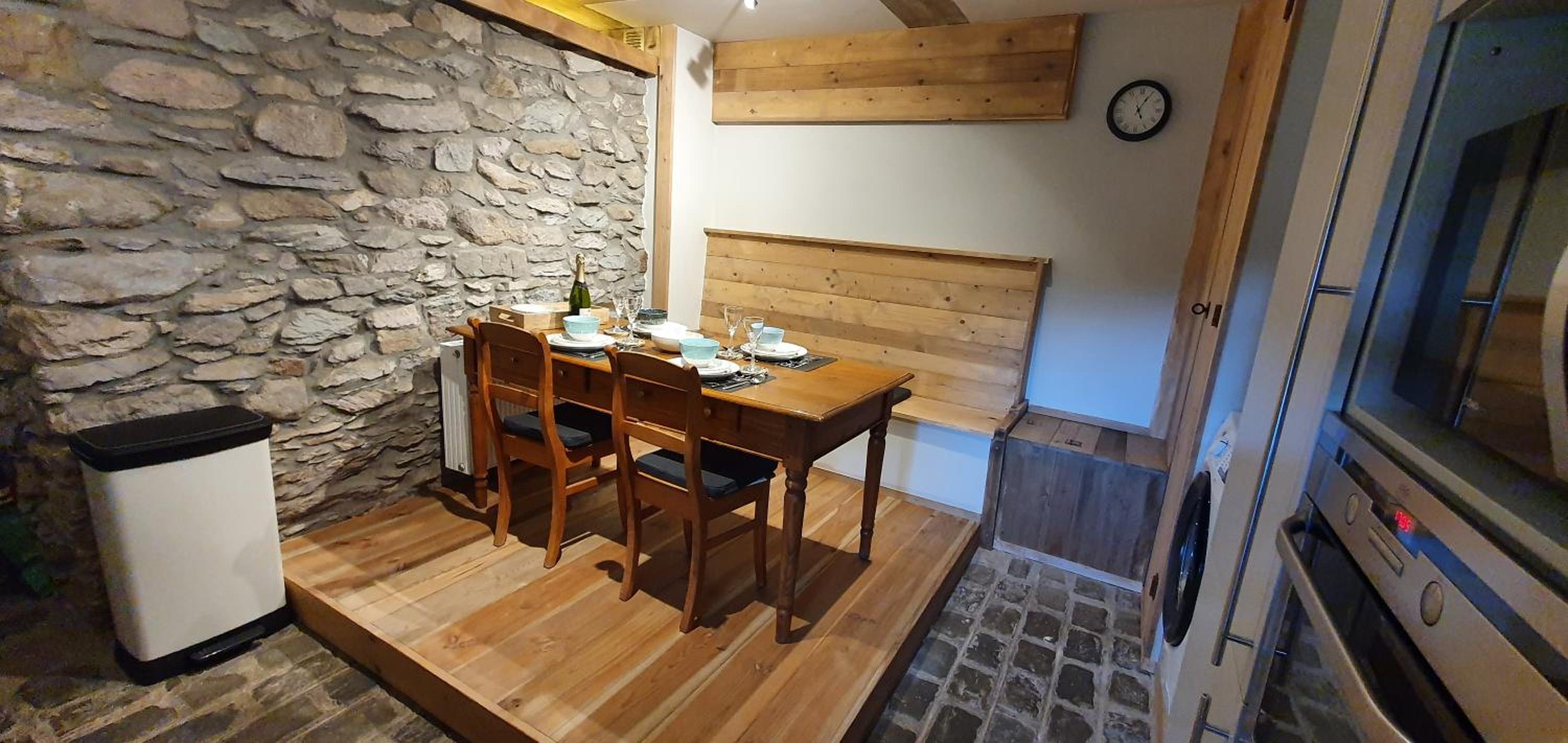 O Près de la Lienne, maison de campagne de charme, accord parfait entre confort et authenticité