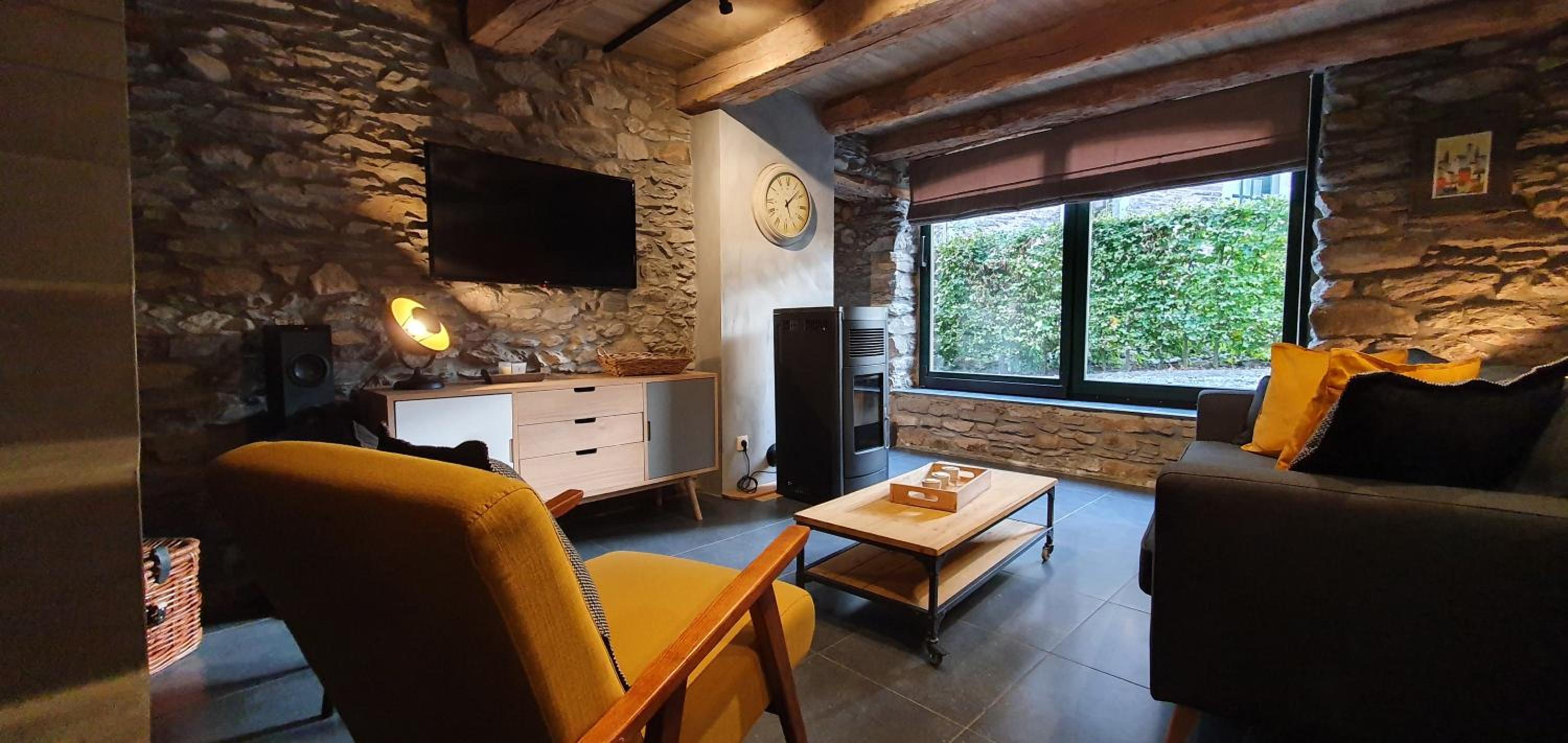 O Près de la Lienne, maison de campagne de charme, accord parfait entre confort et authenticité
