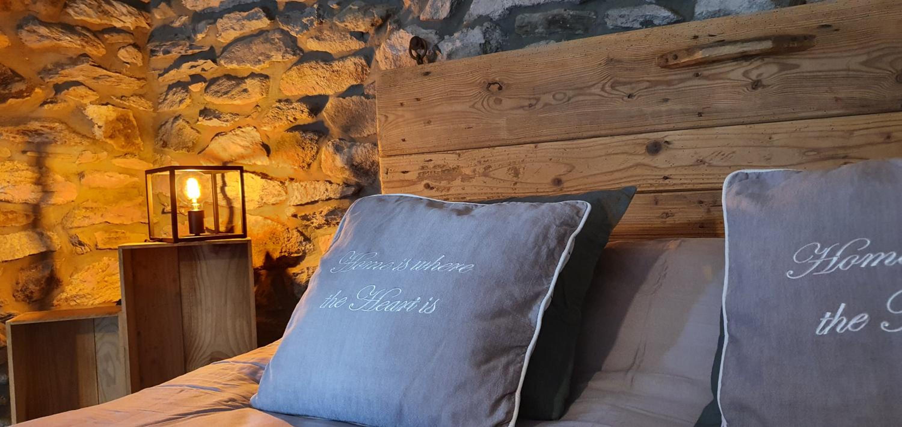 O Près de la Lienne, maison de campagne de charme, accord parfait entre confort et authenticité