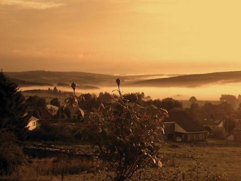 O Près de la Lienne, maison de campagne de charme, accord parfait entre confort et authenticité