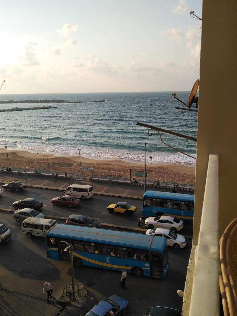 Sea View Sidi Bisher - in front of Sidi Bisher Mosque - Best Choice for Families - only Families- No Solo - No unmarried please - Image 3