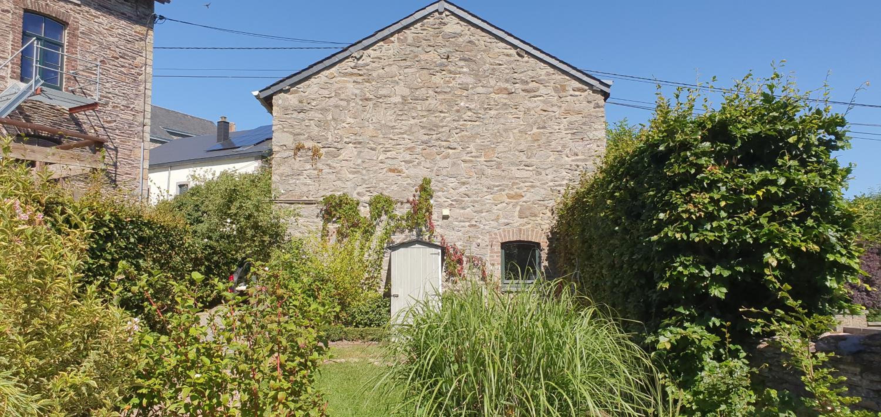 O Près de la Lienne, maison de campagne de charme, accord parfait entre confort et authenticité