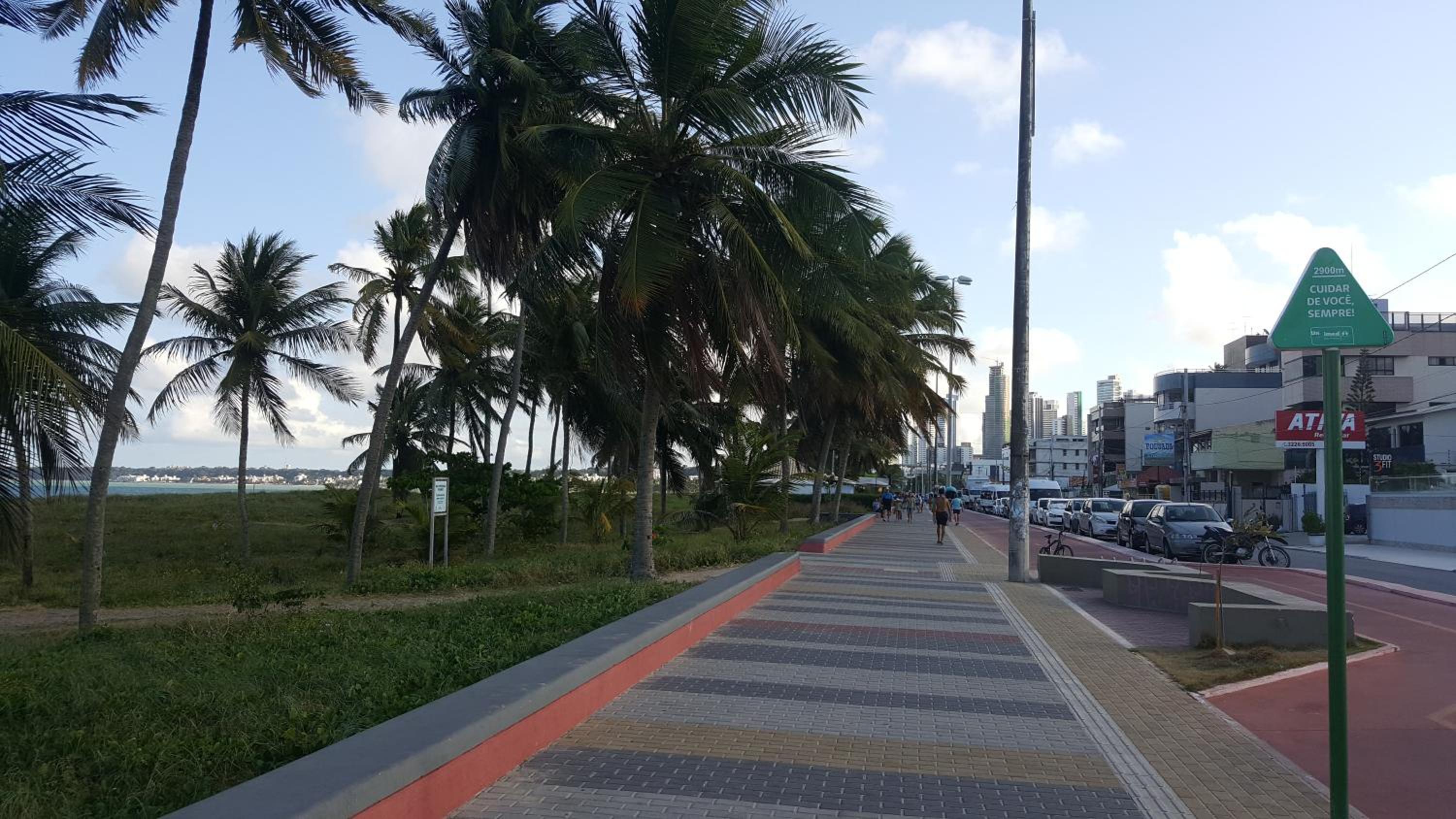 Cabo Branco, 70 m da praia de Tambaú