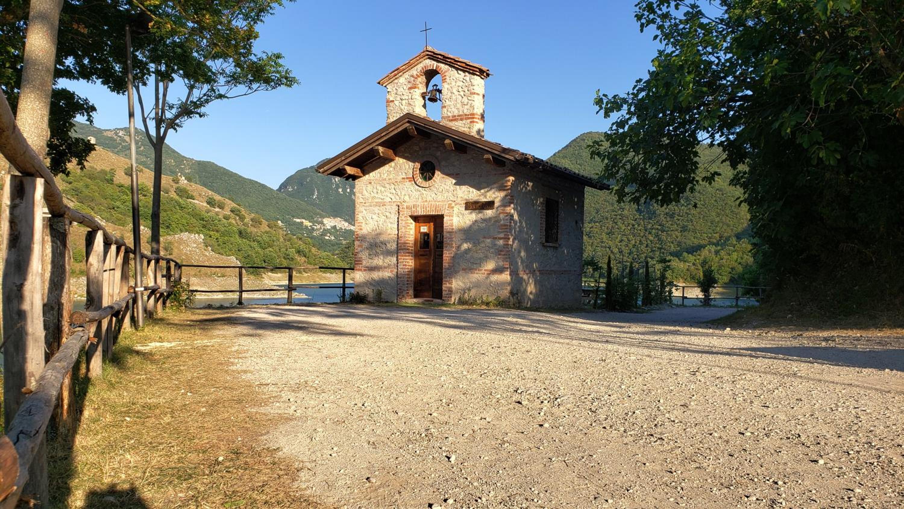 Photo 25
