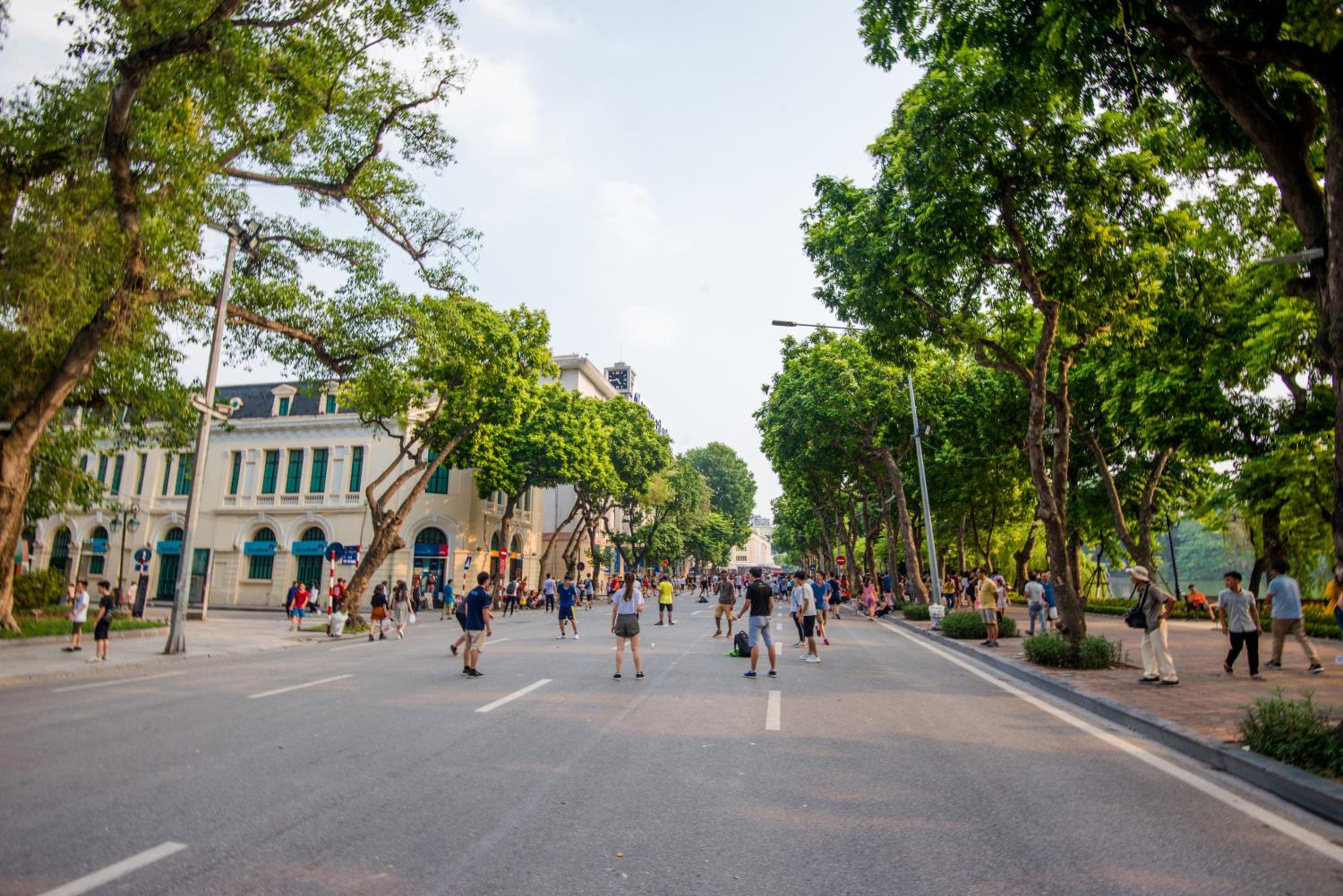 22housing Hotel & Apartment 81 Linh Lang