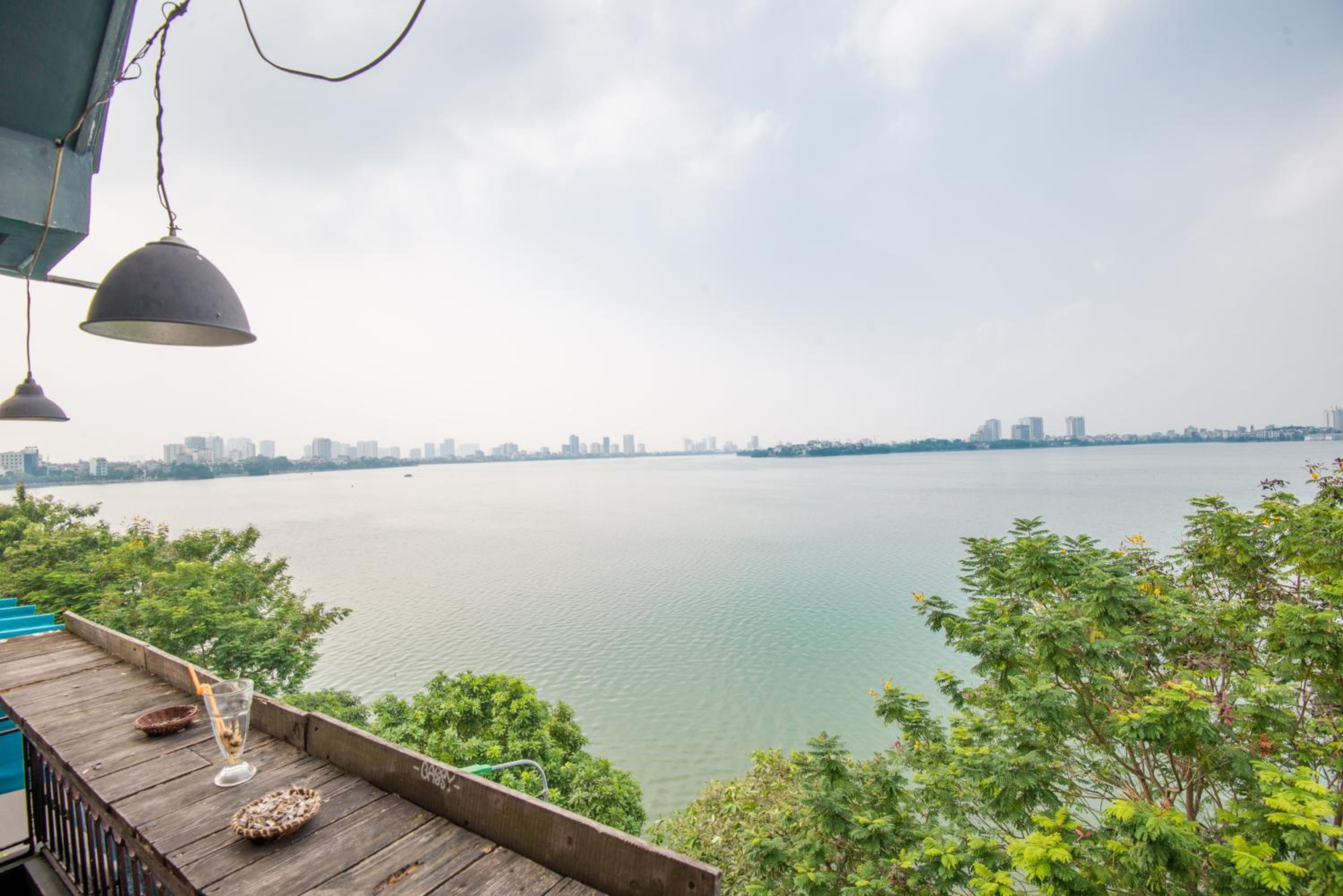 22housing Hotel & Apartment 81 Linh Lang