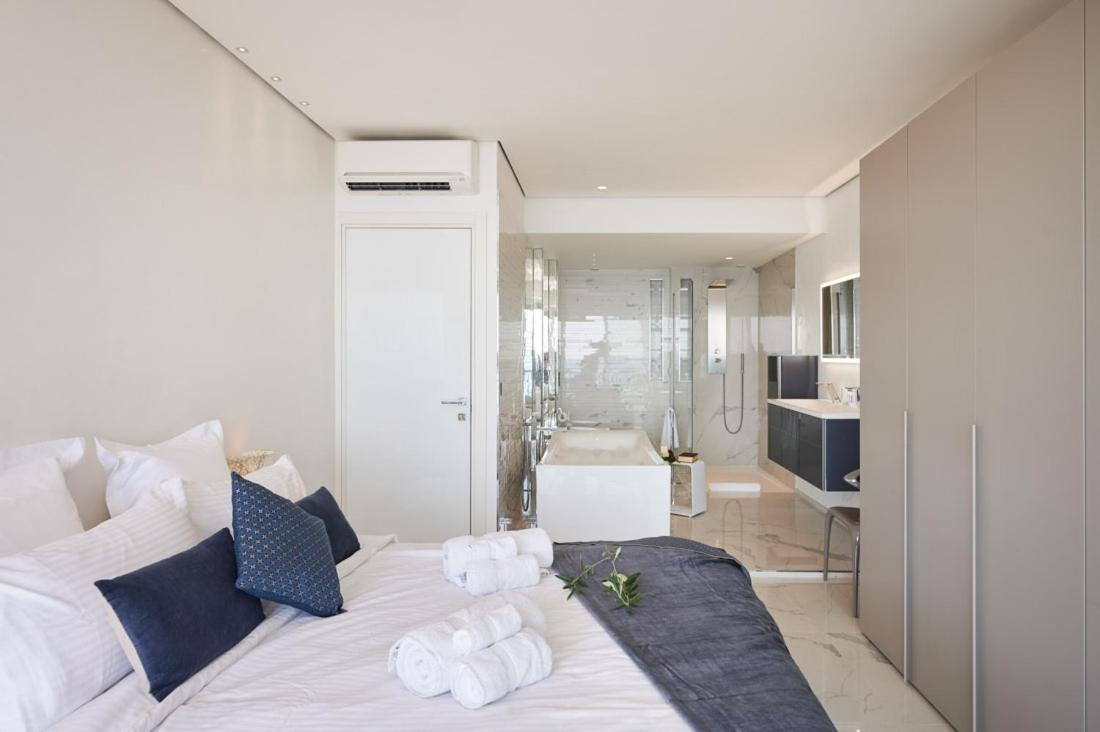 Sunlight Properties - Sky blue - 3 bedroom flat with sea view on the Promenade des Anglais photo 4