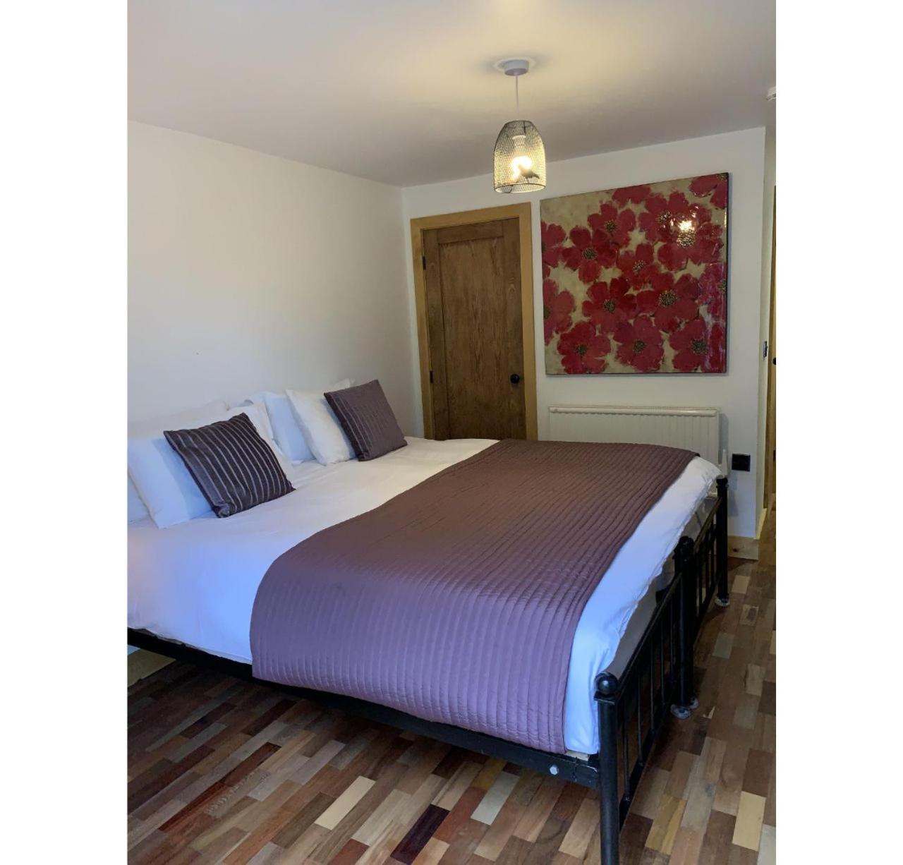 Guyscliffe Farm Apartment