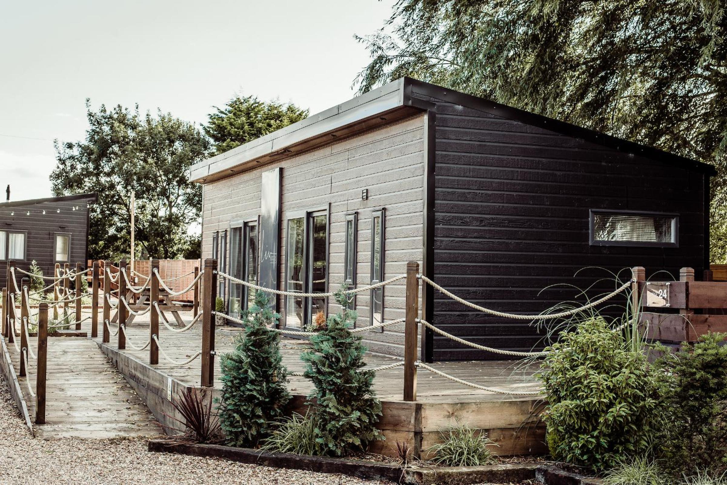 Black Bull Retreat, Barmston with Private Hot Tubs view 3