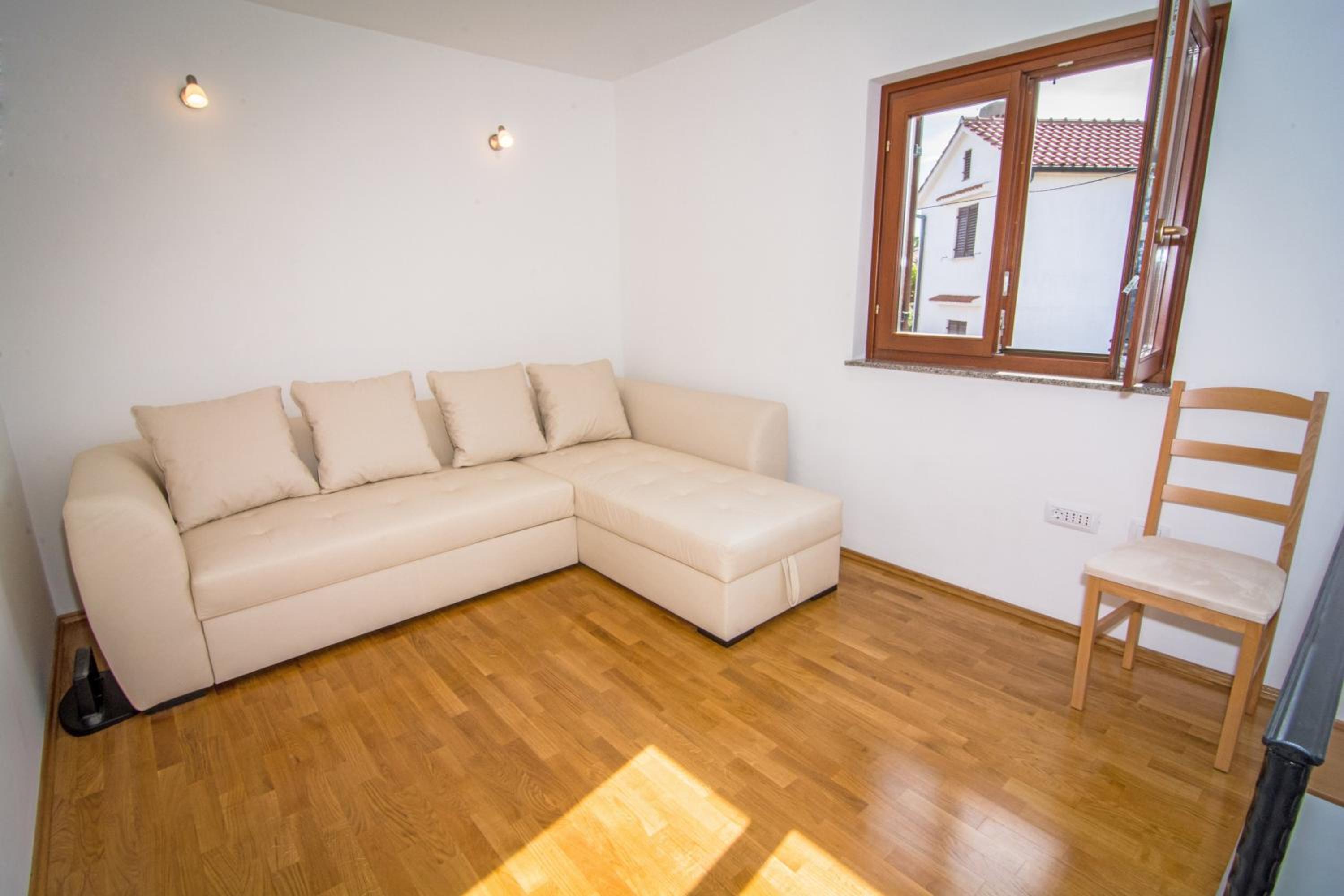 Holiday Home Dubi view 4