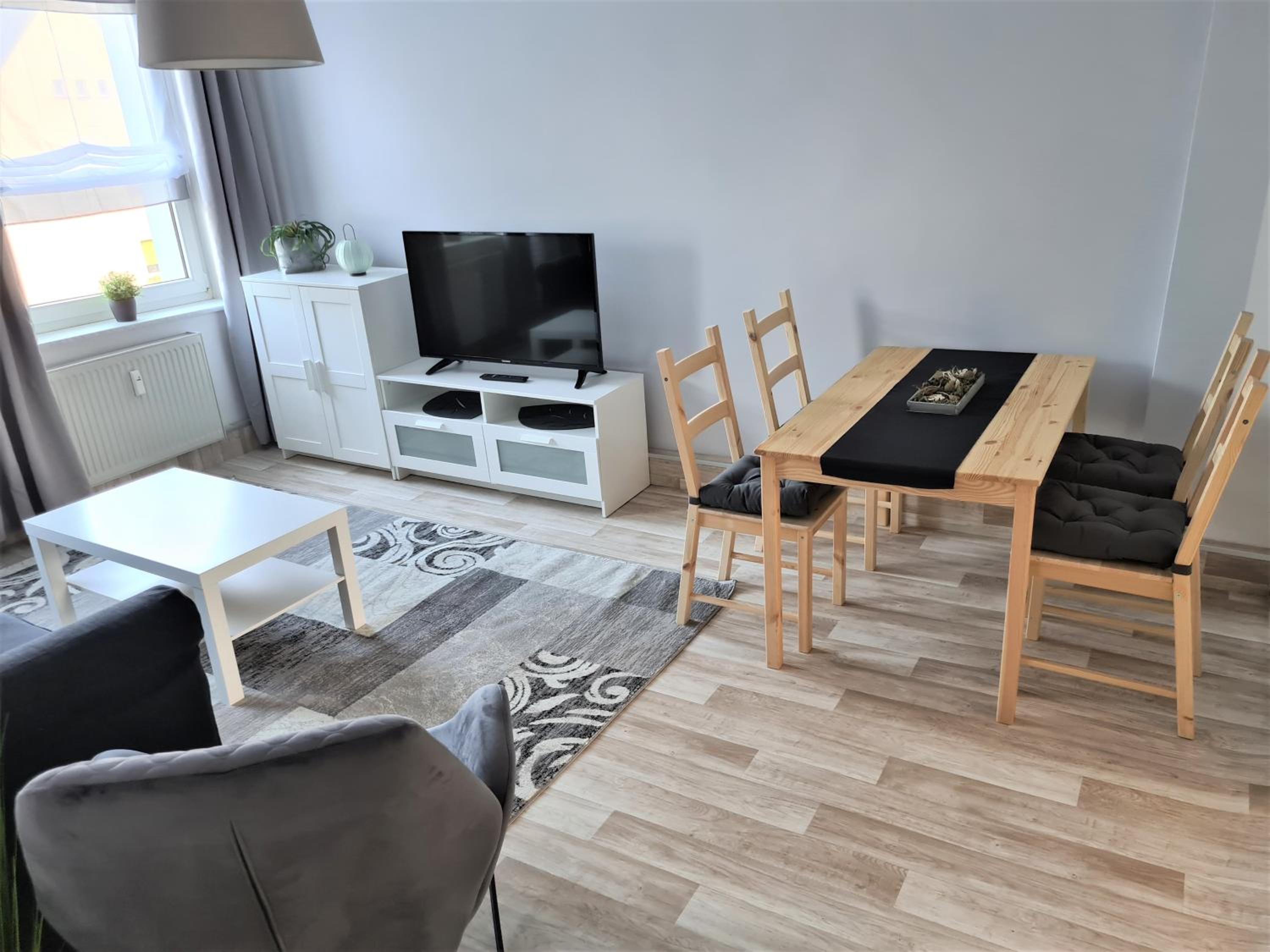 Ferienwohnung mit Seeblick view 5