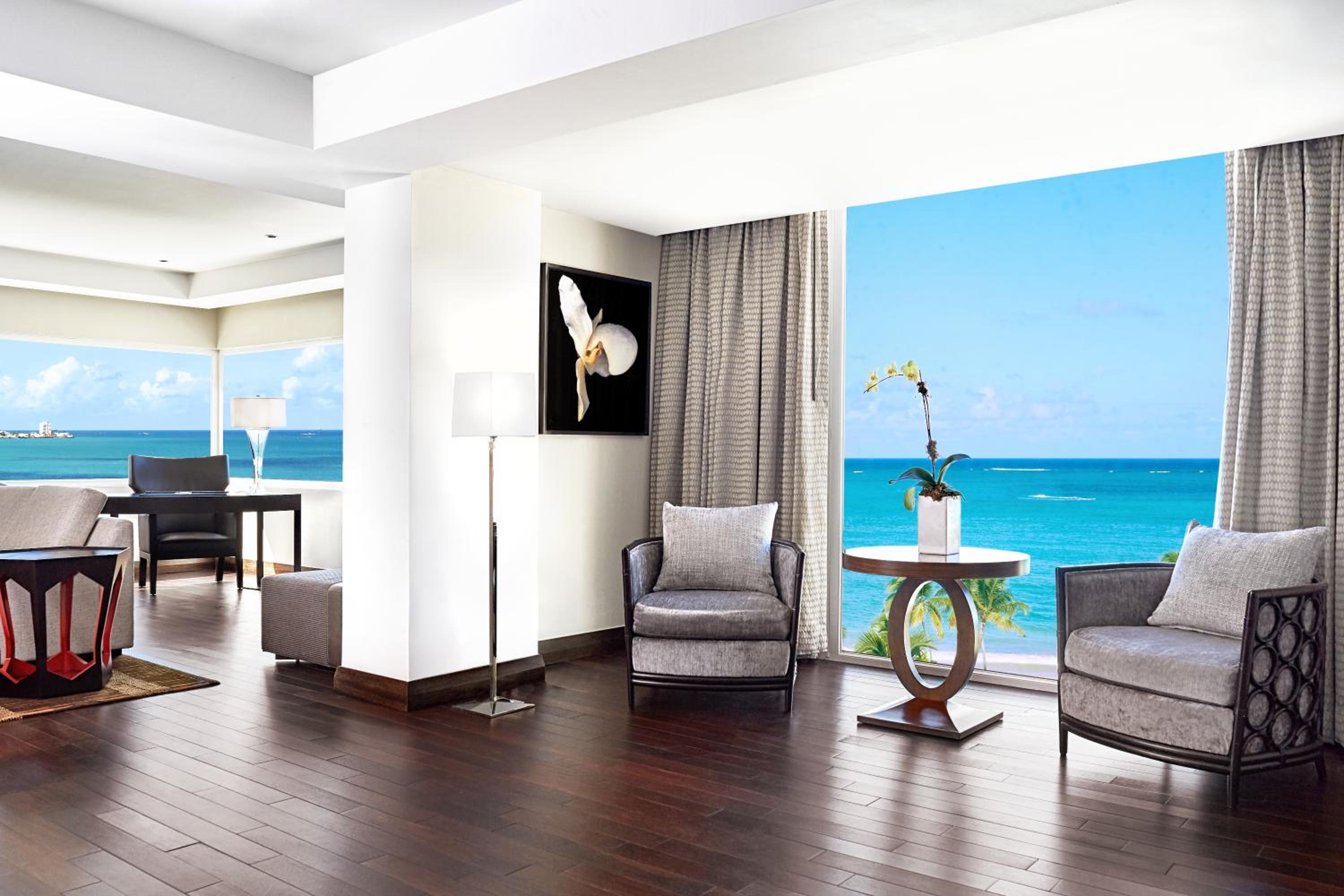 Fairmont El San Juan Hotel 81