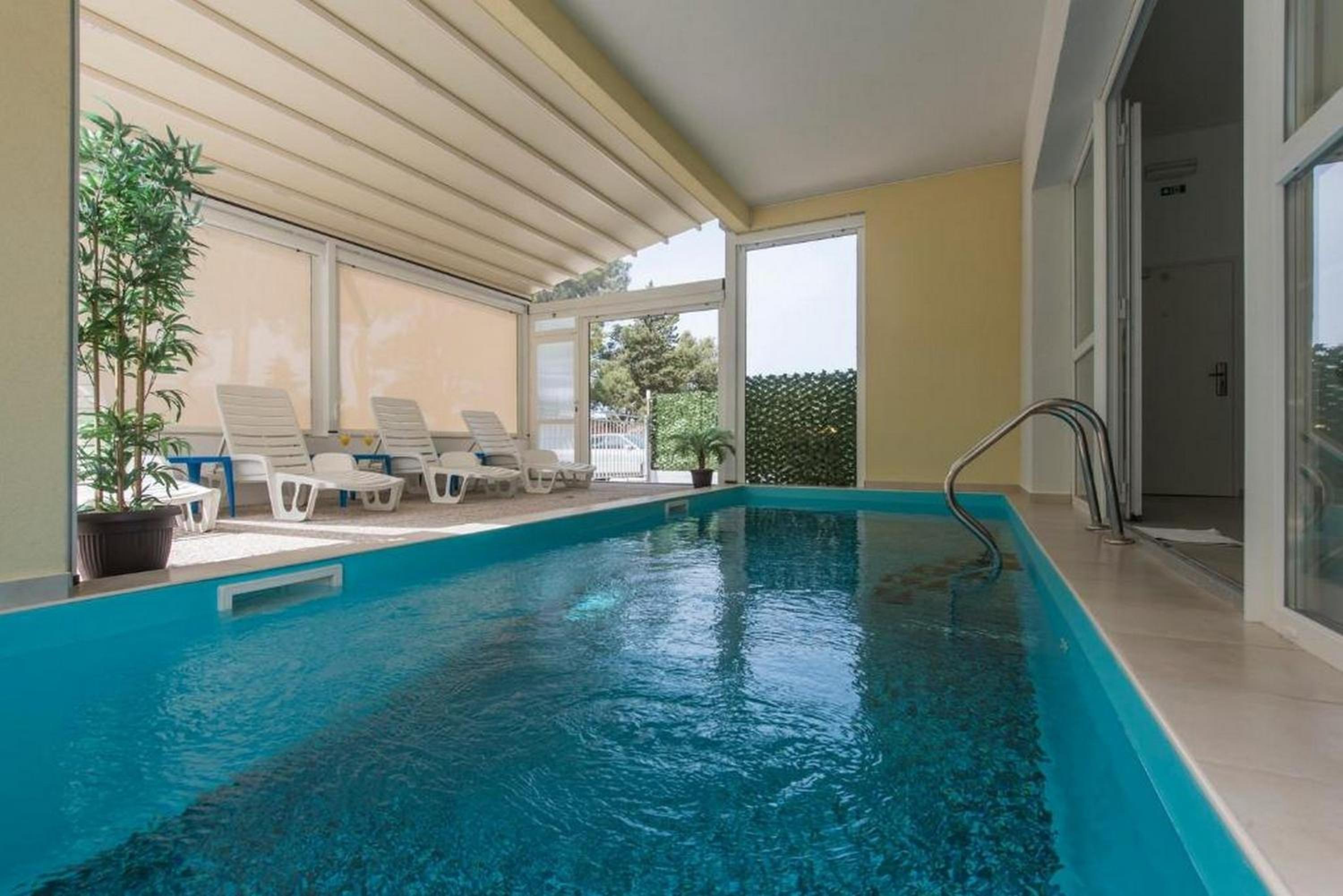 Apartments Villa Ema