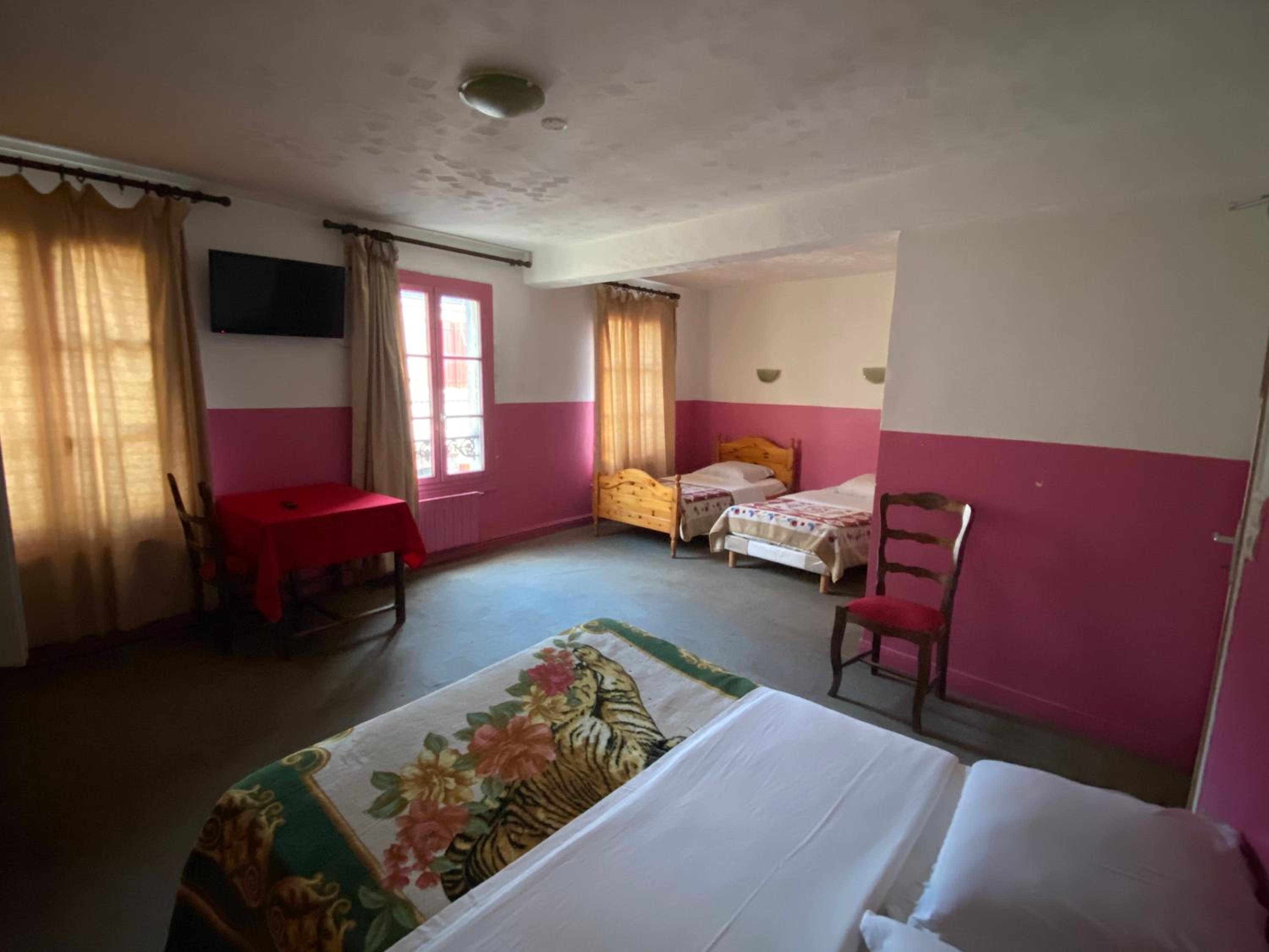 hotel room