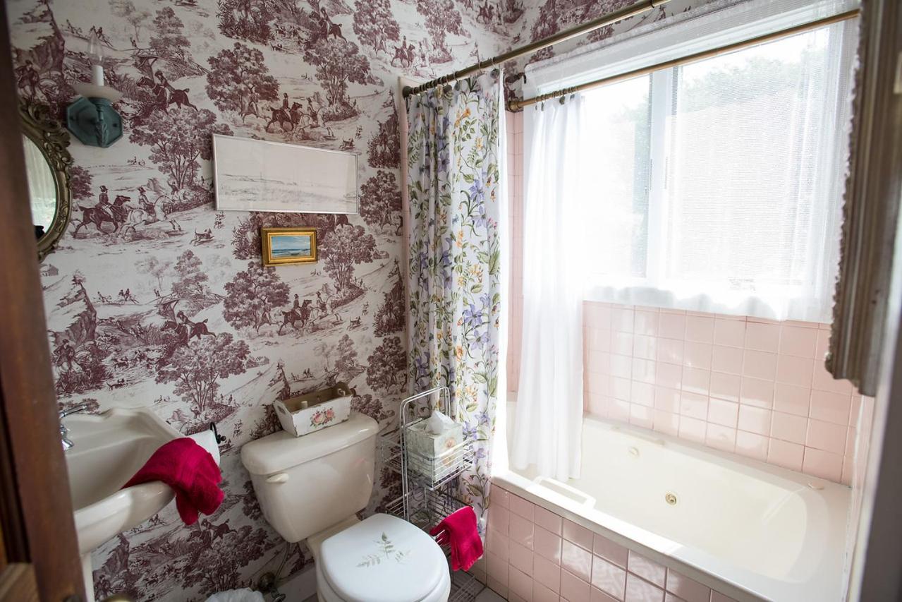 Gardenview Bed and Breakfast